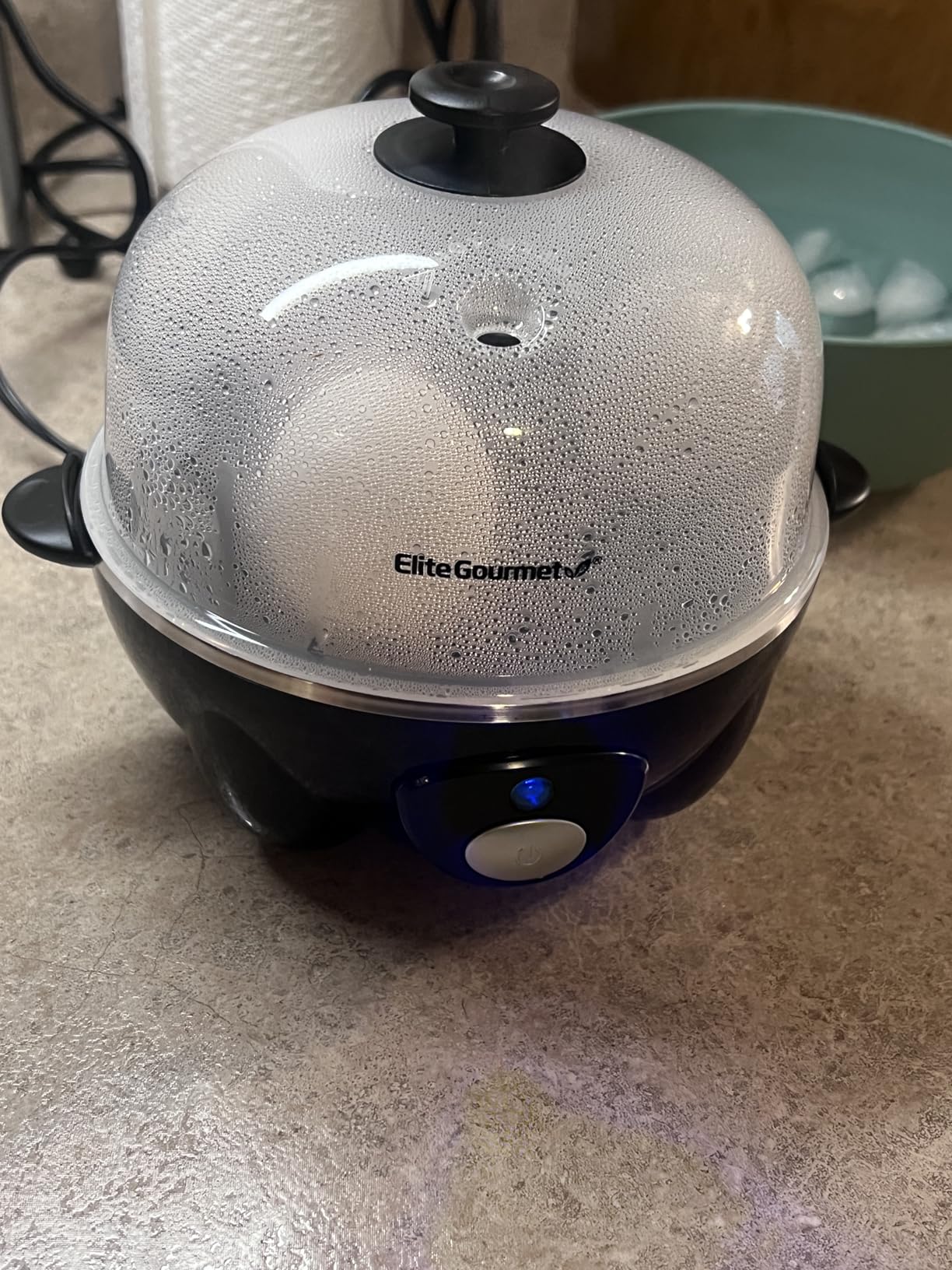 Elite Gourmet EGC-007B# Rapid Egg Cooker, 7 Easy-To-Peel, Hard, Medium, Soft Boiled Eggs, Poacher, Omelet Maker, Auto Shut-Off, Alarm, 16-Recipe Booklet, Black - Customer Photo 1