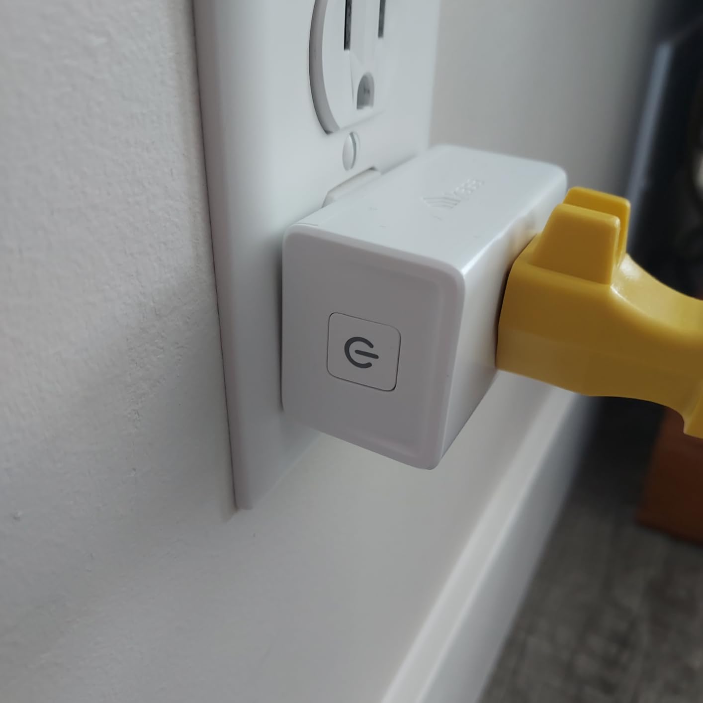 Kasa Smart Plug Mini 15A, Apple HomeKit Supported, Smart Outlet Works with Siri, Alexa & Google Home, UL Certified, App Control, Scheduling, Timer, 2.4G WiFi Only, 4 Count (Pack of 1) (EP25P4), White customer photo 2