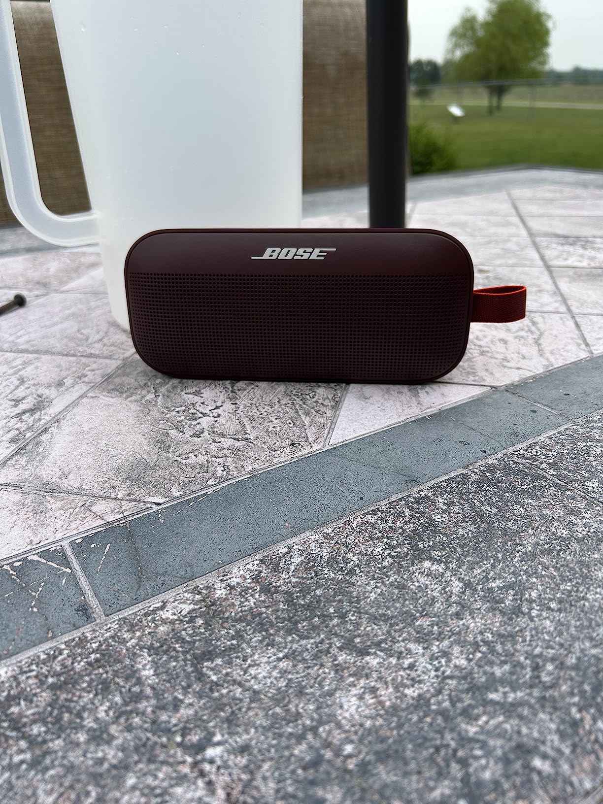 Bose SoundLink Flex Bluetooth Speaker, Portable Speaker with Microphone, Wireless Waterproof Speaker for Travel, Outdoor and Pool Use - Customer Photo 5