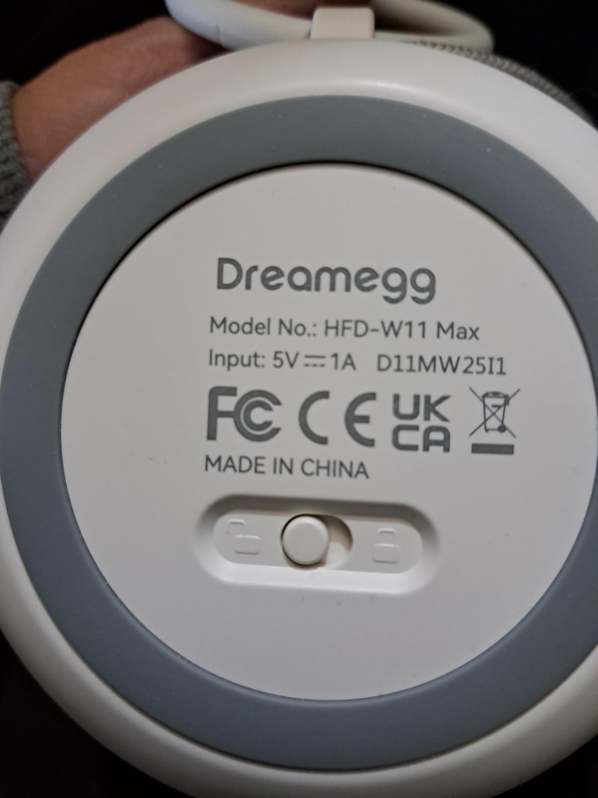 Dreamegg Portable Noise Machine for Baby Adult, Features Powerful Battery, 21 Soothing Sound, Noise Canceling for Office & Sleeping, Sound Therapy for Home, Travel, Registry Gift Customer Review Dreamegg Portable Noise Machine for Baby Adult, Features Powerful Battery, 21 Soothing Sound, Noise Canceling for Office & Sleeping, Sound Therapy for Home, Travel, Registry Gift - Customer Photo 4
