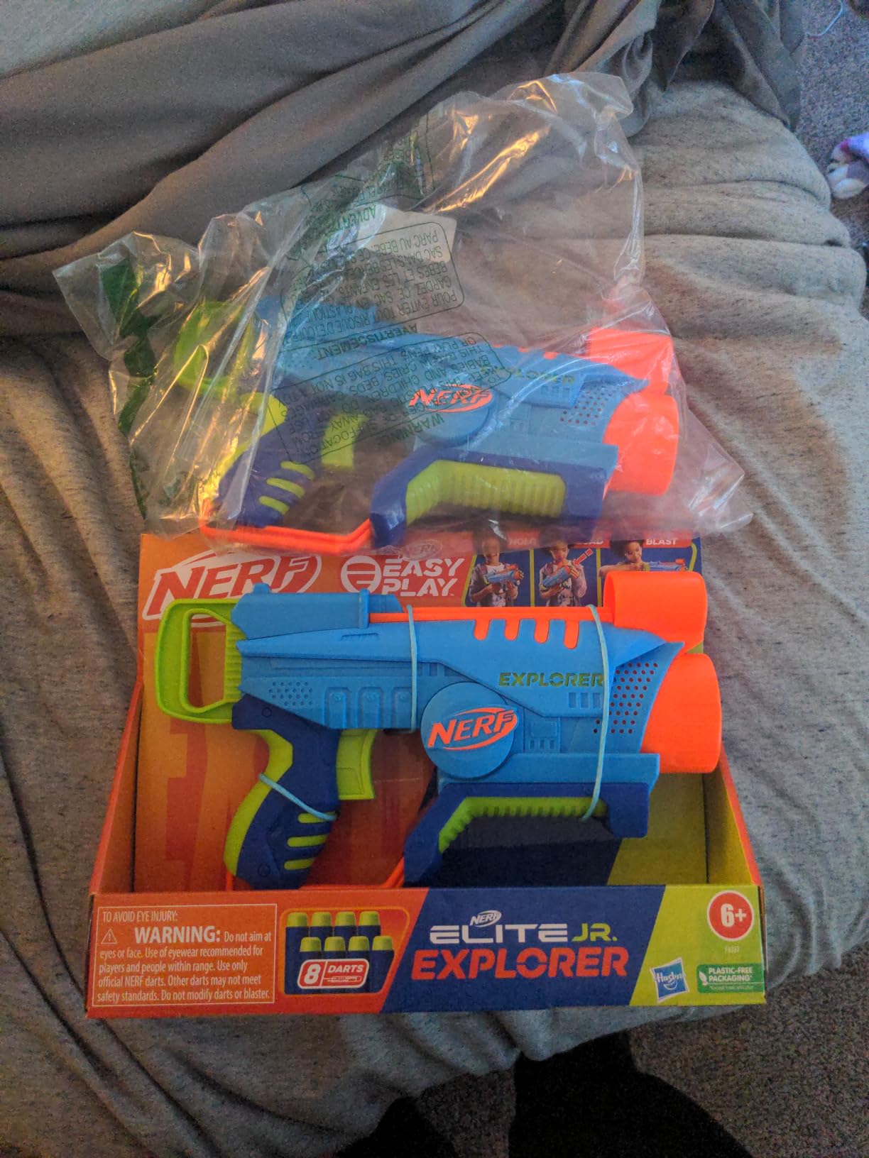NERF Elite Junior Explorer Easy-Play Toy Foam Blaster, 8 Darts for Kids Outdoor Games, Ages 6 & Up Customer Review NERF Elite Junior Explorer Easy-Play Toy Foam Blaster, 8 Darts for Kids Outdoor Games, Ages 6 & Up - Customer Photo 2
