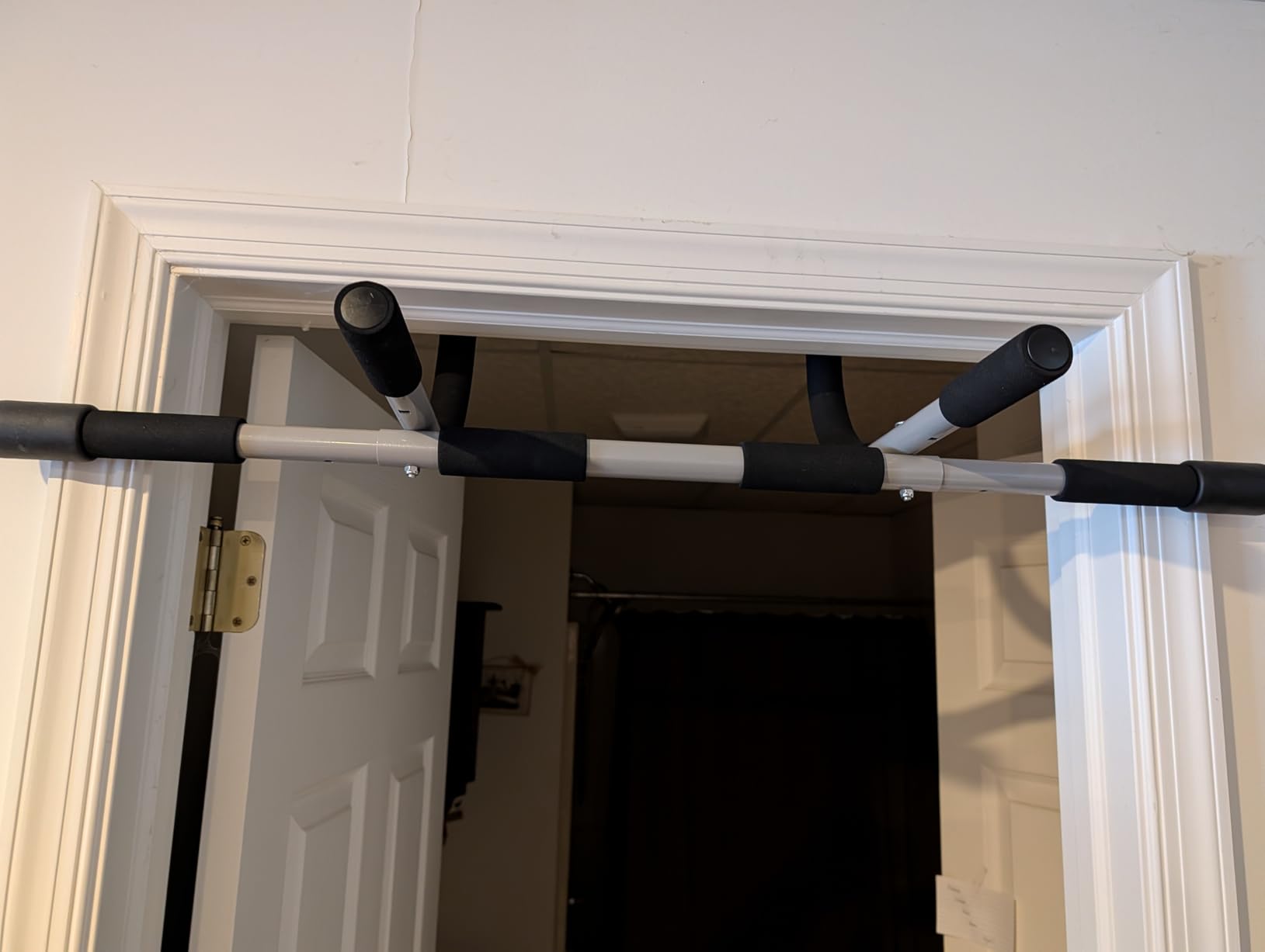 Ally Peaks Pull Up Bar for Doorway,Multiple Levels Width Adjustable Pull Up Bar Accurately Match Wide and Narrow doorframe,Indoor Chin-Up Bar Workout Bar,USA Original Patent Customer Review Ally Peaks Pull Up Bar for Doorway,Multiple Levels Width Adjustable Pull Up Bar Accurately Match Wide and Narrow doorframe,Indoor Chin-Up Bar Workout Bar,USA Original Patent - Customer Photo 2