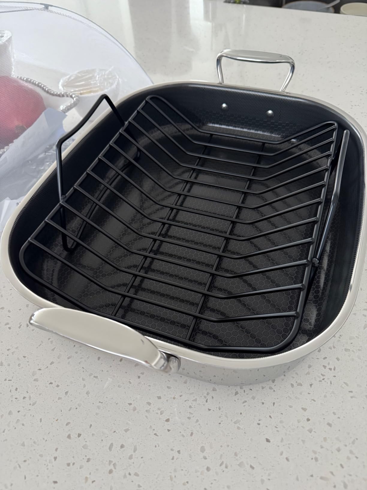 HexClad Hybrid Nonstick Roasting Pan with Rack, Dishwasher-Friendly, Oven-Safe Up to 900°F, Compatible with All Cooktops - Customer Photo 5