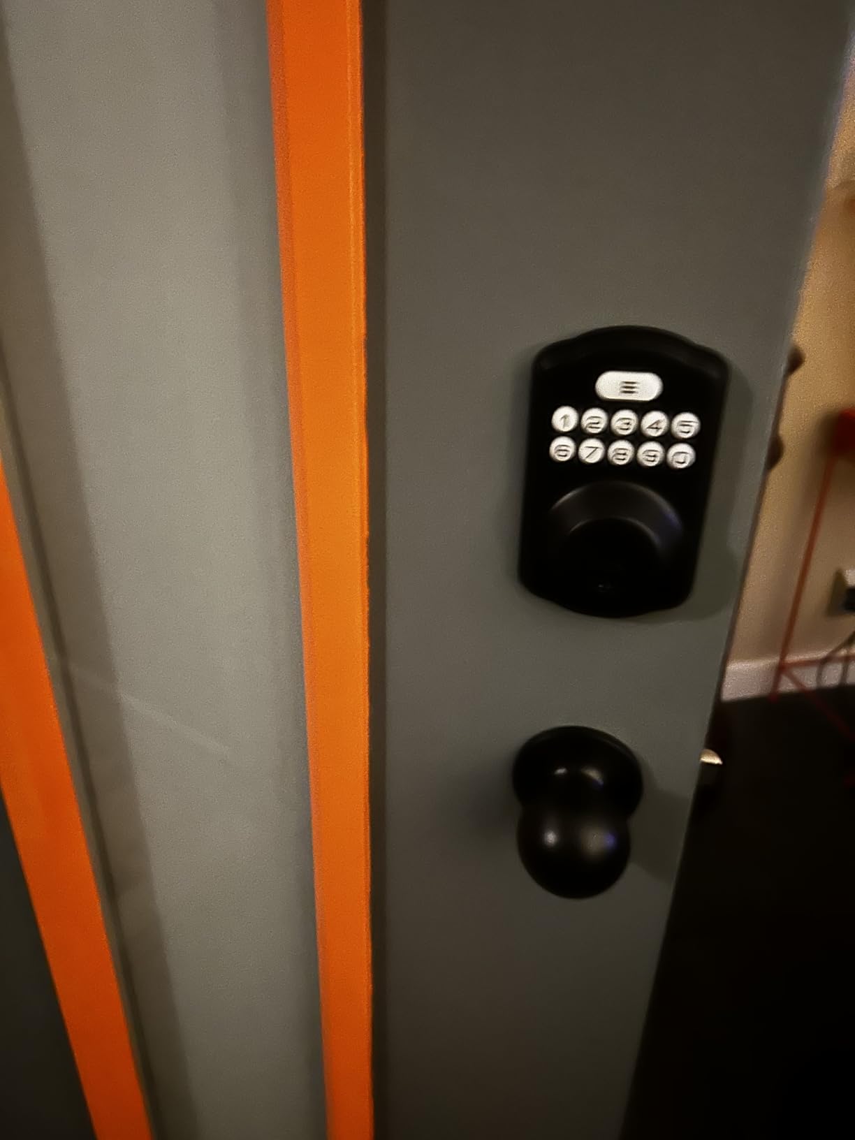 Veise Keyless Entry Door Lock with 2 Knobs, Electronic Backlit Keypad Deadbolt with Handle Set, Auto Lock, One-time Codes, Smart Deadbolt for Front Door, Easy Installation, Matte Black customer photo 2