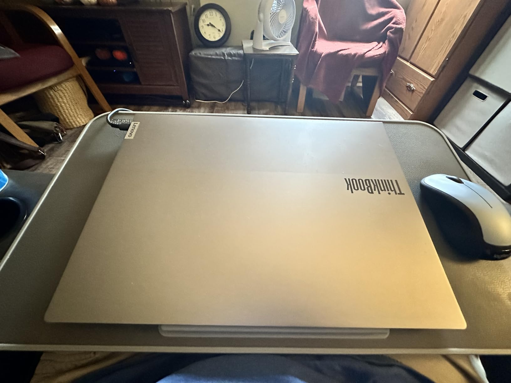 ISTUDYNITURE Portable Lap Desk with Cushion, Fits up to 15.6 inch Laptop, Laptop Stand with Device Ledge and Phone Holder - Customer Photo 2