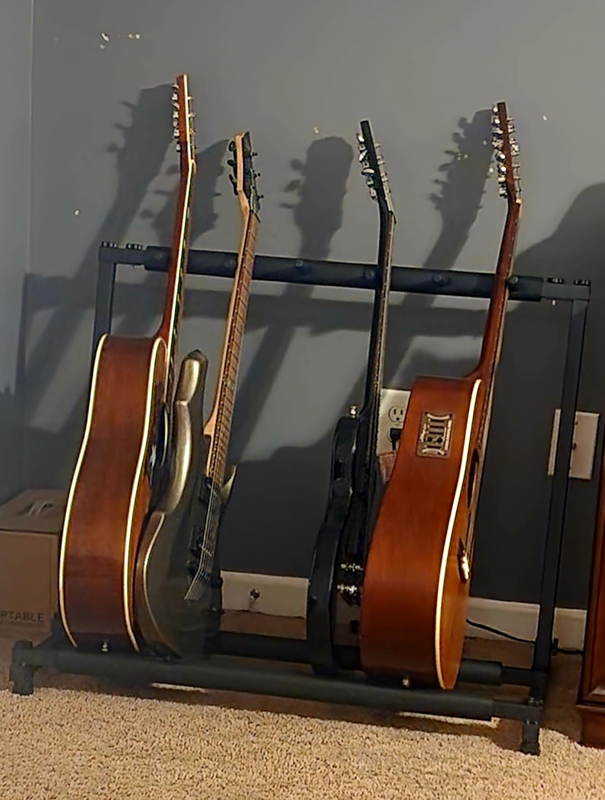 AODSK 5 Multi Guitar Stand Rack with Folding Design,Multiple Guitars Stand,Portable Black Guitar Holder,Black Guitar Display Holder for Guitar & Bass,Studio & Home (Square-5 Holder) Customer Review AODSK 5 Multi Guitar Stand Rack with Folding Design,Multiple Guitars Stand,Portable Black Guitar Holder,Black Guitar Display Holder for Guitar & Bass,Studio & Home (Square-5 Holder) - Customer Photo 3