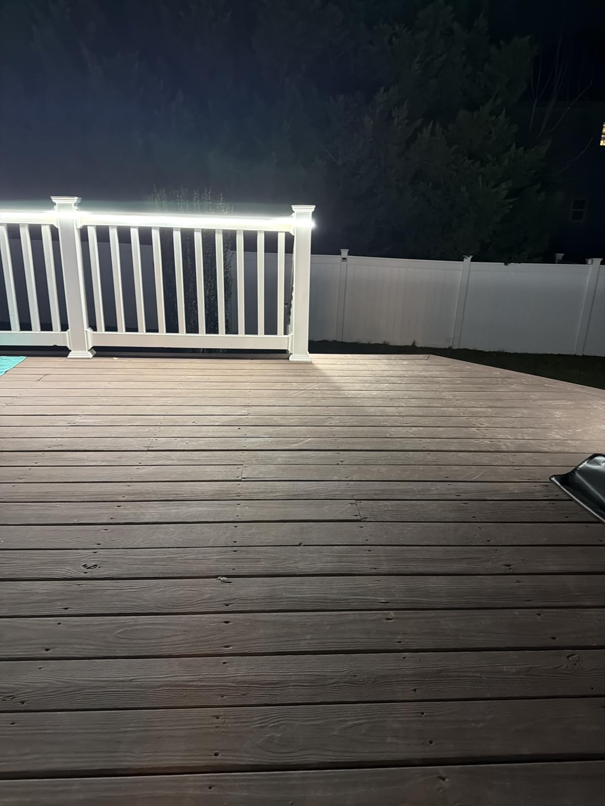 BENLUN AC 110V COB LED Strip Lights Outdoor Waterproof 65.6ft, 3000K Warm White Super Bright 200W CRI 90+ LED Rope Light, IP65 Flexible Cuttable, for Bedroom Garden Commercial House Customer Review BENLUN AC 110V COB LED Strip Lights Outdoor Waterproof 65.6ft, 3000K Warm White Super Bright 200W CRI 90+ LED Rope Light, IP65 Flexible Cuttable, for Bedroom Garden Commercial House - Customer Photo 1