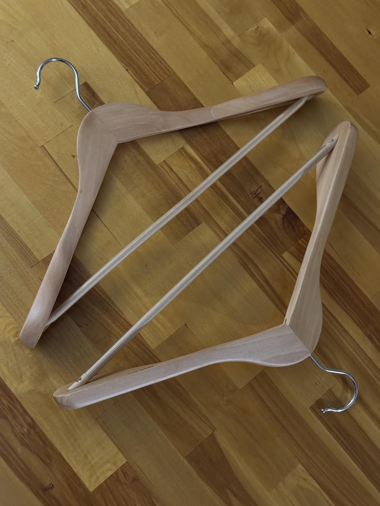 TOPIA HANGER Wide Shoulder Wooden Hangers, Suit Hangers with Non Slip Pants Bar & 360° Swivel Hook, Solid Wood Heavy Duty Coat Hanger, 6 Pack (Walnut)-CT02WA - Customer Photo 1