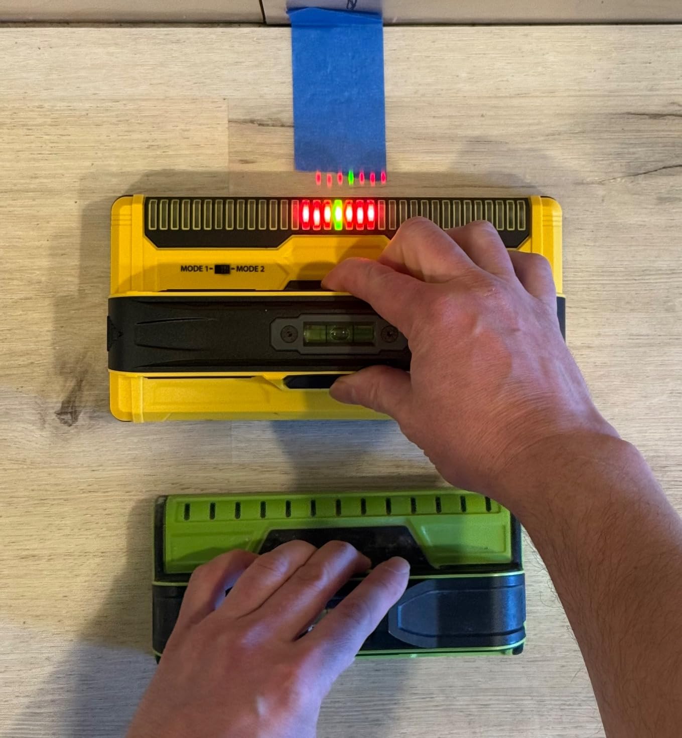 Franklin Sensors ProSensor MAX Stud Finder with 13-Sensors, Wood & Metal Stud Detector/Wall Scanner, Scans Through Plaster, OSB & More, Made in the USA customer photo 1