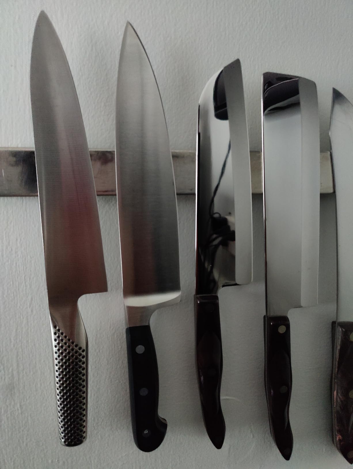 Tramontina Pro Series Forged 7-Inch Santoku Knife, Japanese Chef Knife - Customer Photo 1