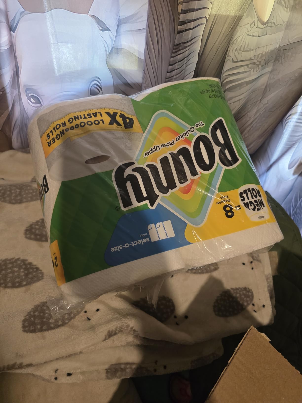 Bounty Select-A-Size Paper Towels, White, 8 Triple Rolls = 24 Regular Rolls Customer Review Bounty Select-A-Size Paper Towels, White, 8 Triple Rolls = 24 Regular Rolls - Customer Photo 2