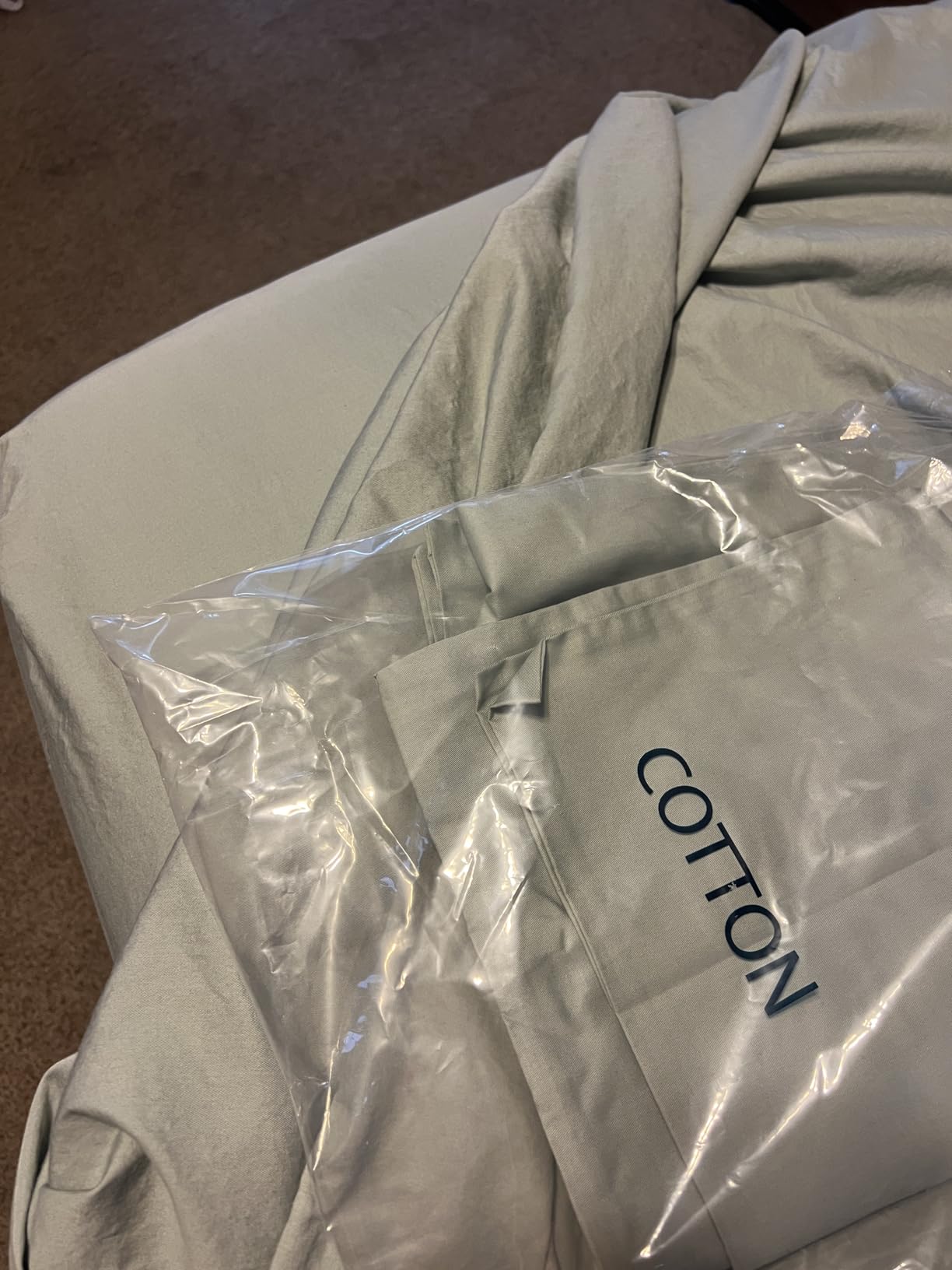 Shilucheng 100% Cotton Queen Size Sheets Set - 600 Thread Count，Luxury Egyptian Cotton Bed Sheets，5-Star Hotel Quality Sheets, Breathable & Cooling, 16 Inch Deep Pocket - 4 Piece (White, Queen) - Customer Photo 1