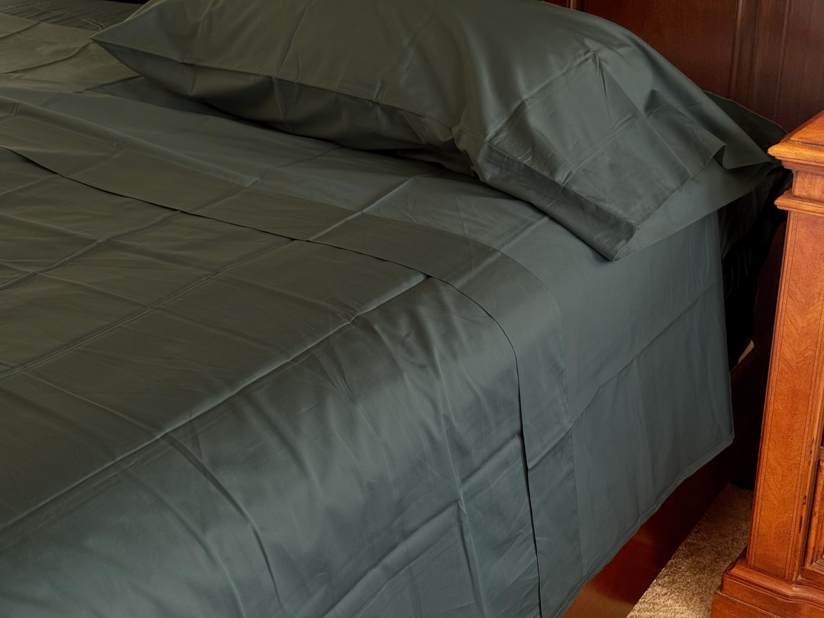 Coyuchi Classic Sateen Sheet Set Queen, Undyed, 100% GOTS Certified Organic Cotton, Silky Soft, Luxury Sheets, Fair Trade Certified, 4-Piece Bedding Set Customer Review Coyuchi Classic Sateen Sheet Set Queen, Undyed, 100% GOTS Certified Organic Cotton, Silky Soft, Luxury Sheets, Fair Trade Certified, 4-Piece Bedding Set - Customer Photo 2