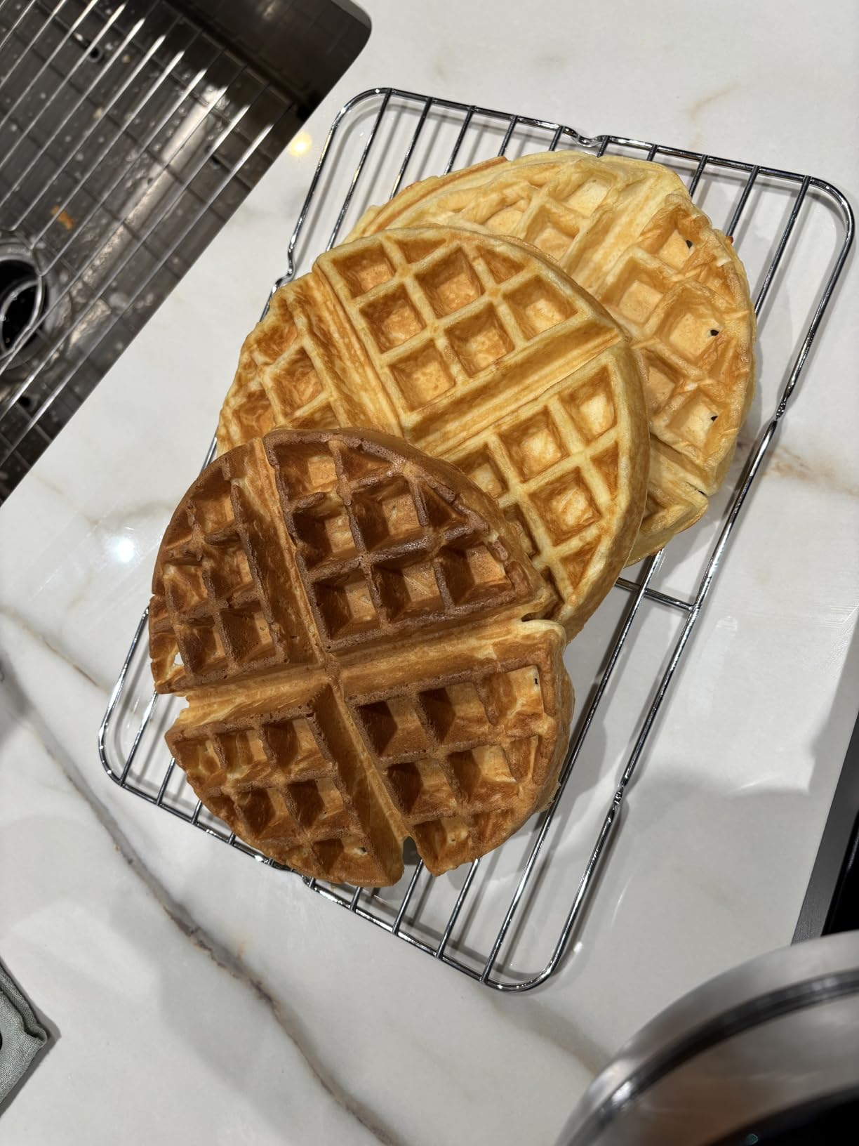 Cuisinart Round Flip Belgian Waffle Maker, Black/Silver, 1 inch thick, WAF-F30NAS - Customer Photo 2