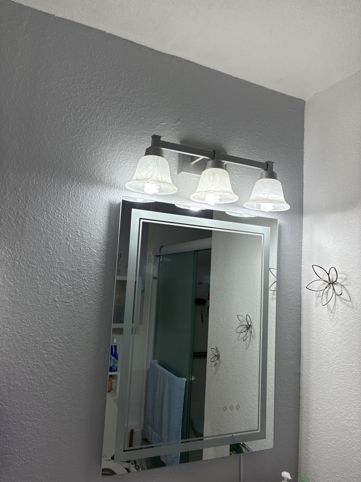LED Bathroom Mirror, 24x32 Inch Gradient Front and Backlit LED Mirror for Bathroom, 3 Colors Dimmable CRI width=