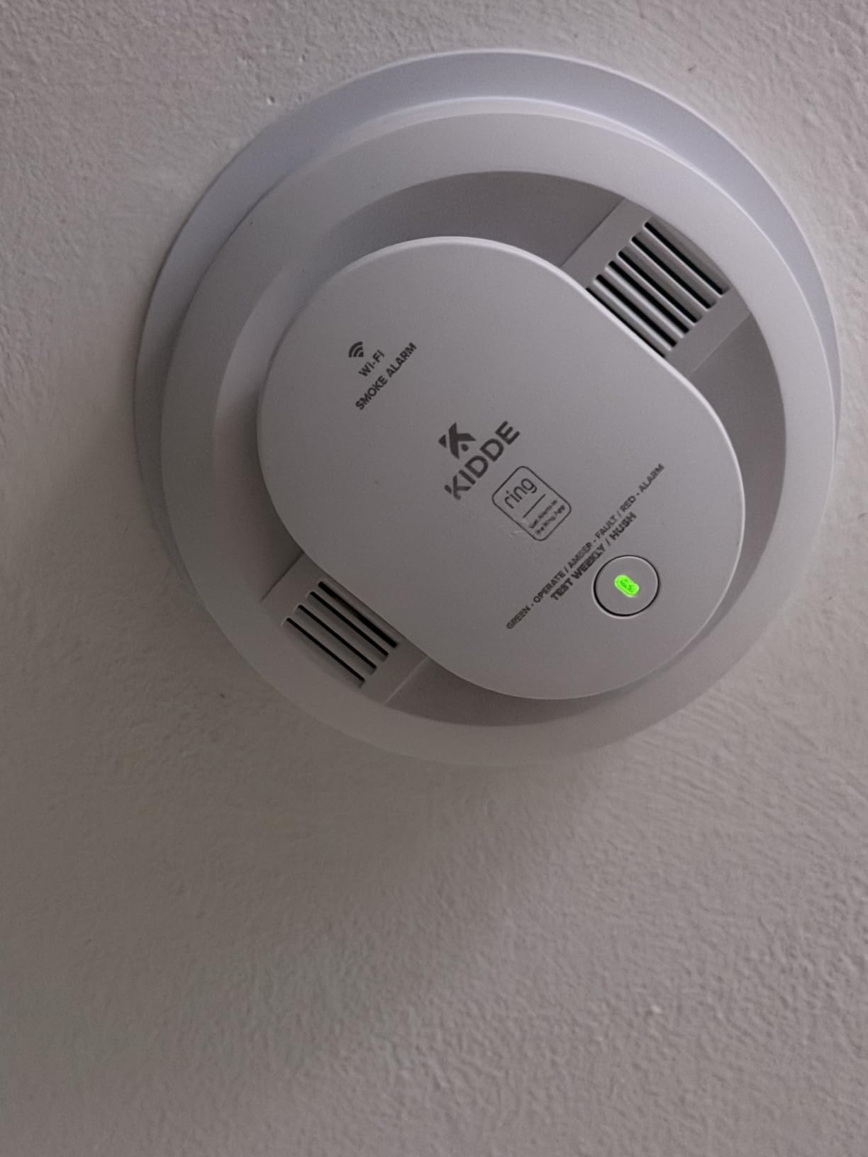 Kidde Smart Smoke and Carbon Monoxide Detector, Ring App Enabled for Real-Time Notifications, Hardwired Alarm, AA Backup Battery customer photo 2