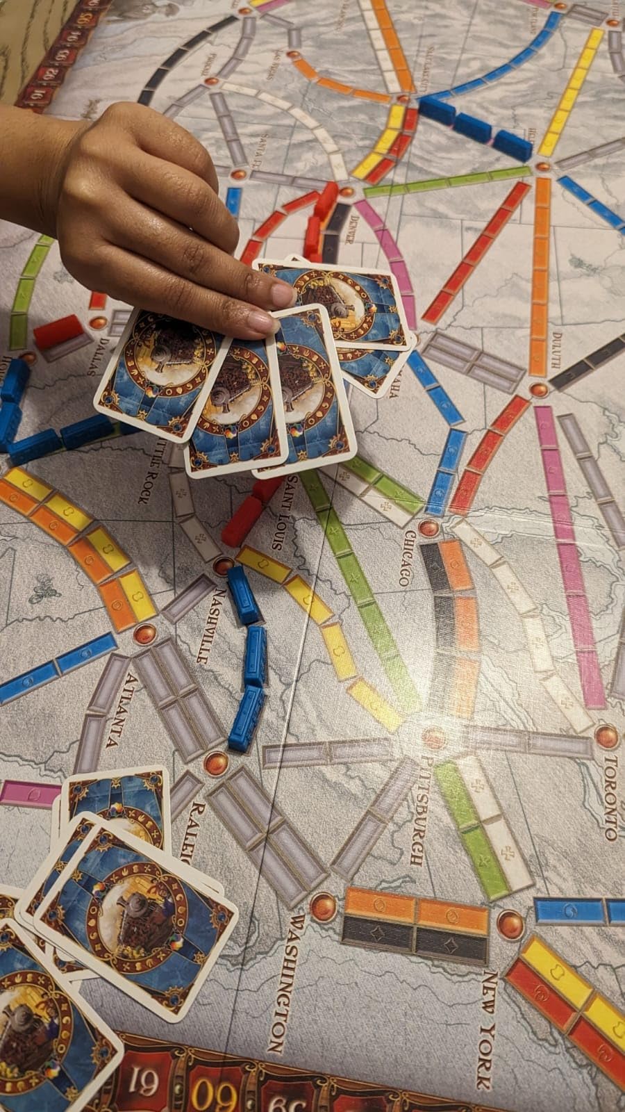 Asmodee Ticket to Ride Board Game (2025 Refresh) - A Cross-Country Train Adventure for Friends and Family, Strategy Game for Kids & Adults, Ages 8+, 2-5 Players, 30-60 Minute Playtime Customer Review Asmodee Ticket to Ride Board Game (2025 Refresh) - A Cross-Country Train Adventure for Friends and Family, Strategy Game for Kids & Adults, Ages 8+, 2-5 Players, 30-60 Minute Playtime - Customer Photo 2