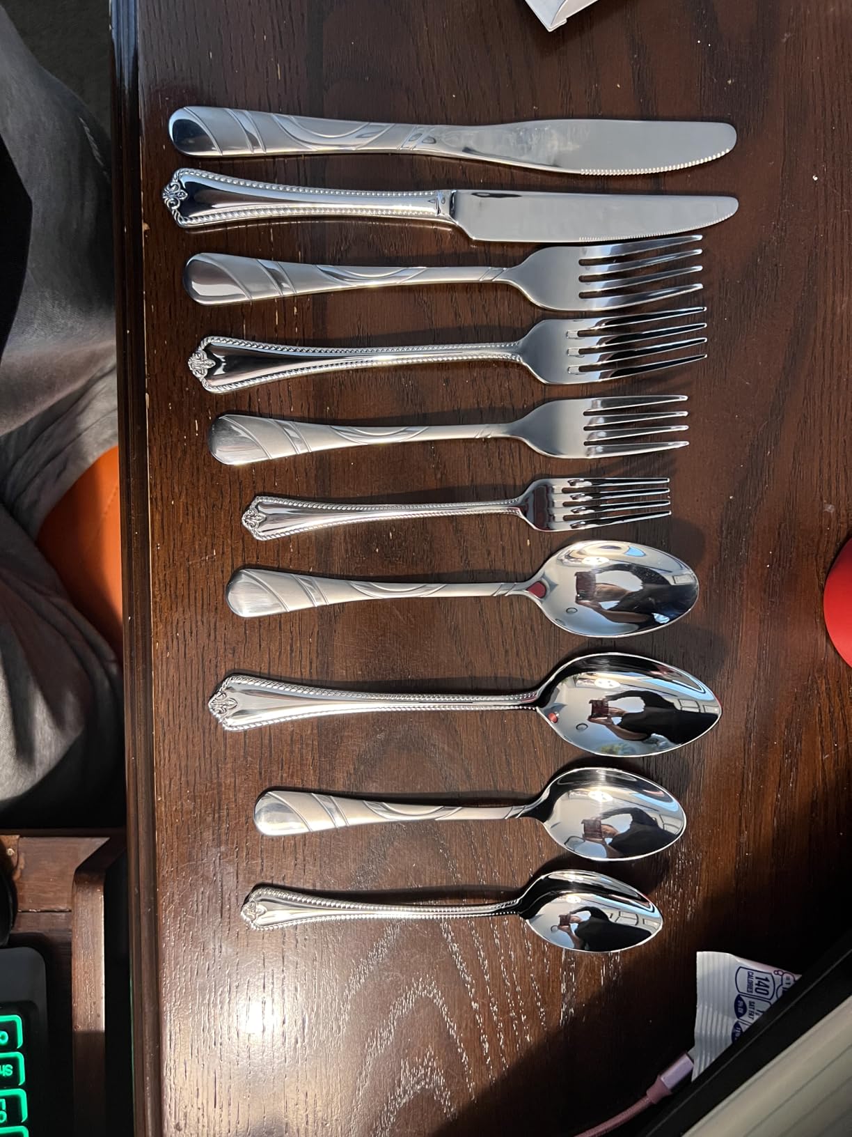 Black Silverware Set for 8, 18/0 Stainless Steel 40-Piece Frosted & Mirror Finish Flatware Set, Modern Cutlery Set for Wedding Restaurant Housewarming Party Event Serving For 8 Customer Review Black Silverware Set for 8, 18/0 Stainless Steel 40-Piece Frosted & Mirror Finish Flatware Set, Modern Cutlery Set for Wedding Restaurant Housewarming Party Event Serving For 8 - Customer Photo 5