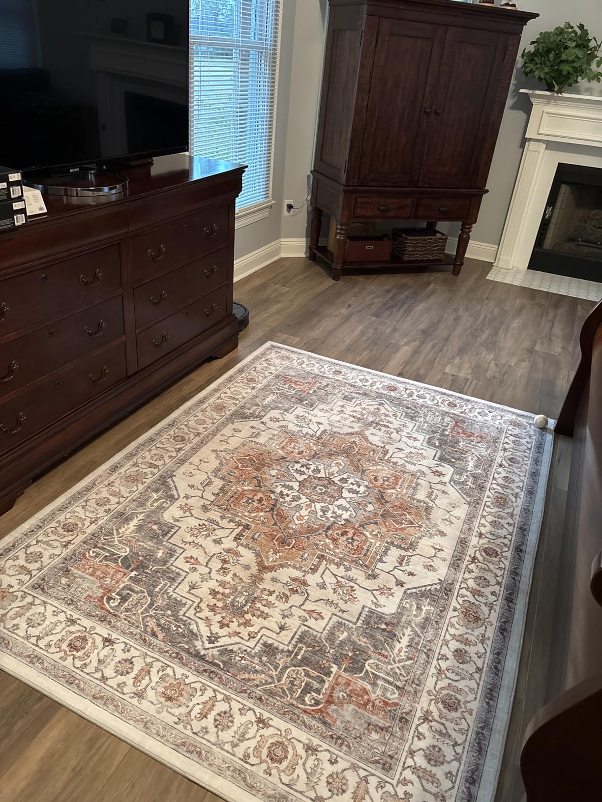 4x6 Area Rug for Bedroom Machine Washable Low Pile Vintage Distressed Rugs Stain Resistant Faux Wool Rug Ultra Soft Non-Slip Area Rugs for Living Room, Playroom, Kitchen, Home Office - Customer Photo 2