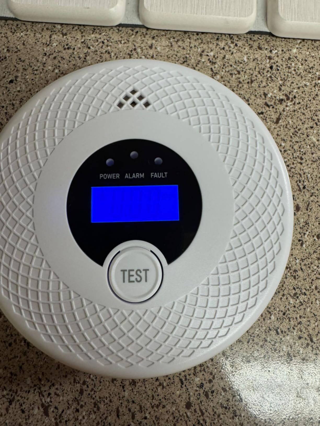 3-Pack Wi-Fi Smoke Detector Carbon Monoxide Detector Combo with App Notifications, Test/Silence Button, Smart Smoke Detector & CO Alarm for Any Home, Real-Time Alert customer photo 2