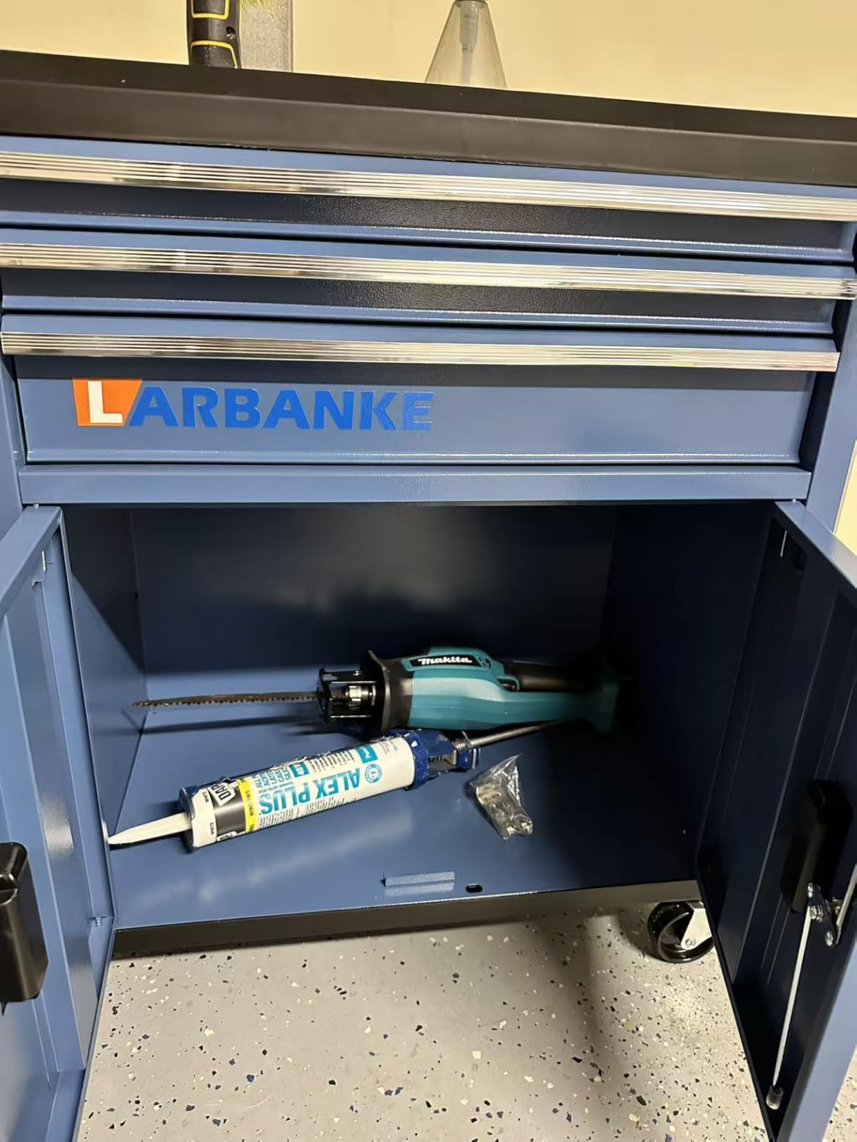 LARBANKE 5-Drawer Rolling Tool Chest with 360deg Wheels and Lock&Keys,Tool Cabinet with Non-slip Pearl Cotton Mat and Multifunctional Countertop,Connecting Rods Can Be Connected with 7-Drawer Tool Chest customer photo 1