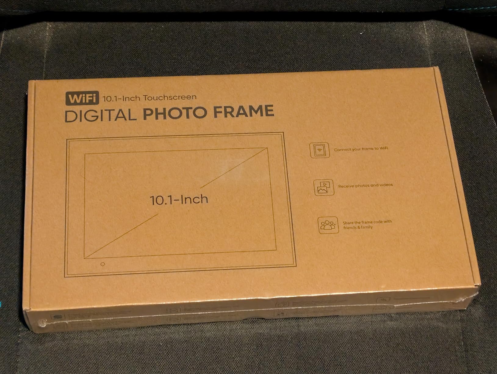 Digital Picture Frame, 10.1 Inch Picture Frame with 1280*800 HD IPS Touch Screen, Smart Digital Photo Frame Built-in 32GB Memory, Auto-Rotate Easy Setup to Share Photos or Videos via AiMOR APP (Black) customer photo 1