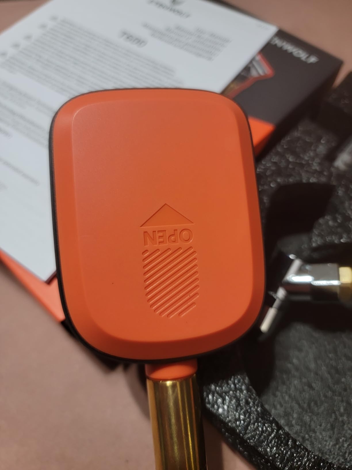 ETENWOLF T600 Digital Tire Pressure Gauge 0-250 PSI, ANSI B40.7 2A Grade High Precision with Rubber Hose Customer Review ETENWOLF T600 Digital Tire Pressure Gauge 0-250 PSI, ANSI B40.7 2A Grade High Precision with Rubber Hose - Customer Photo 1