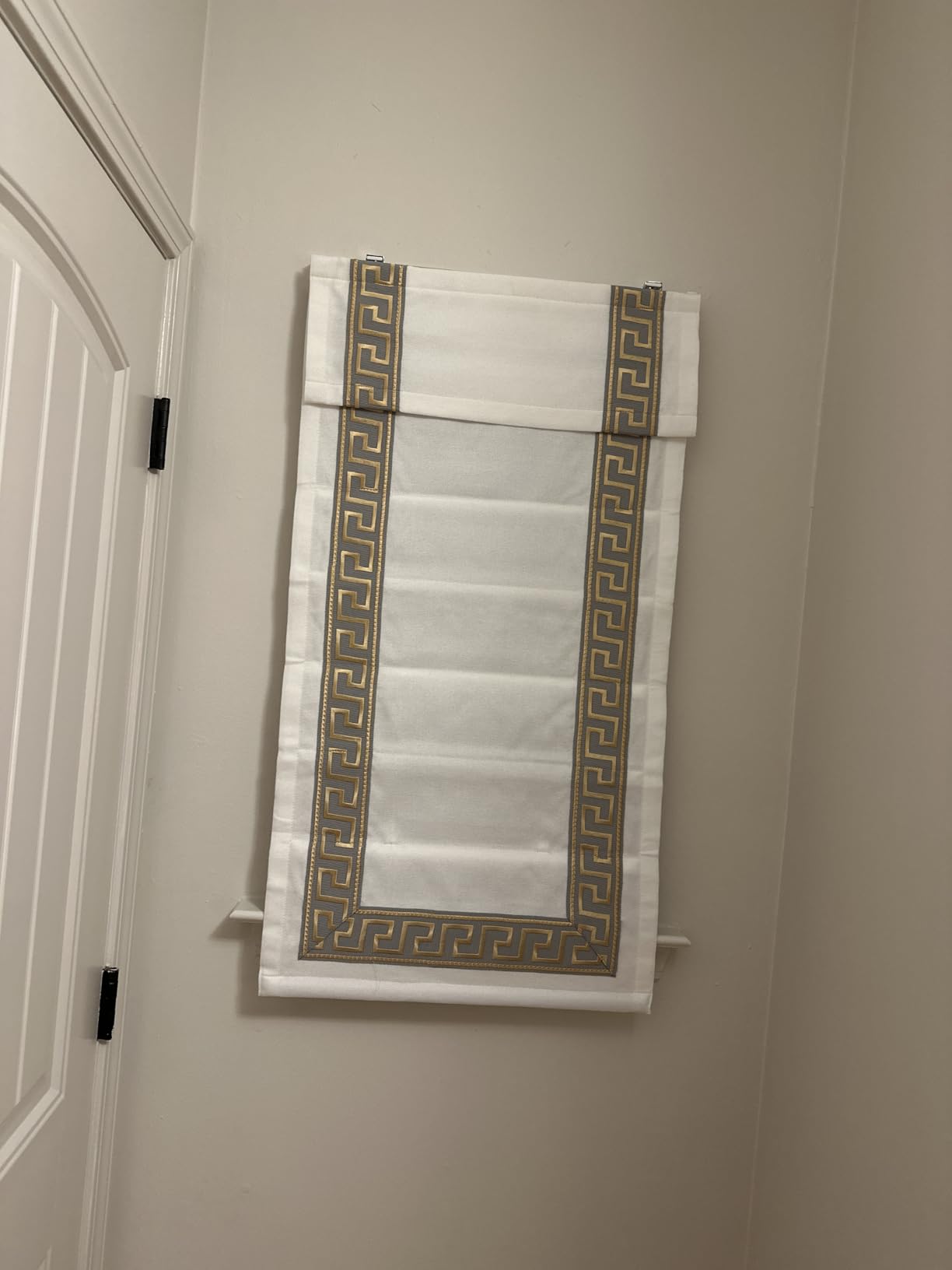 No Drill Cordless Bamboo Roman Shades, Blackout Custom Window Blinds, No Tools Light Filtering Roman Bamboo Blinds for Living Room & Bedroom, Honey Autumn Customer Review No Drill Cordless Bamboo Roman Shades, Blackout Custom Window Blinds, No Tools Light Filtering Roman Bamboo Blinds for Living Room & Bedroom, Honey Autumn - Customer Photo 1