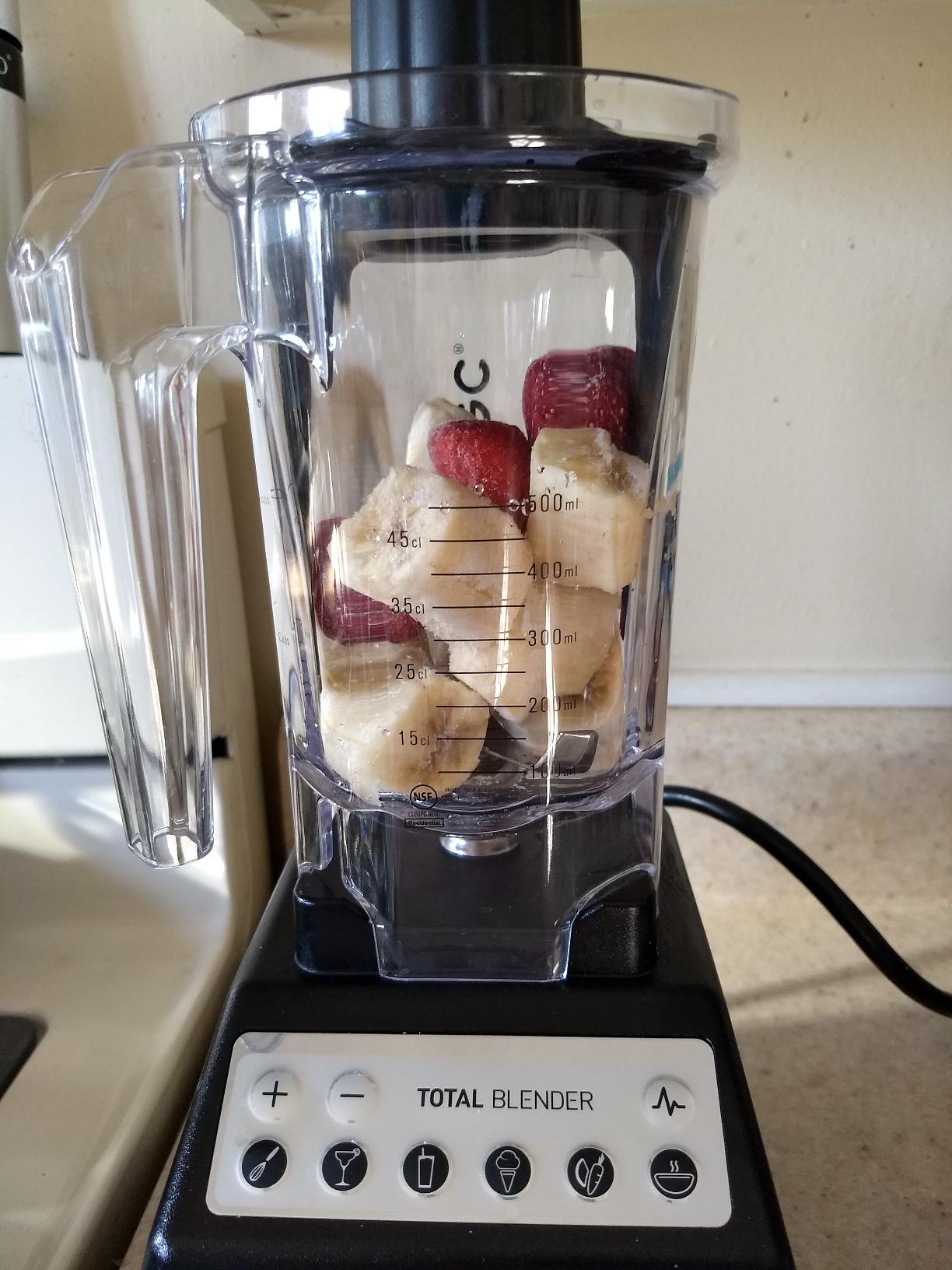 Blendtec Total Classic Original Blender and 75 oz FourSide Blender Jar - Kitchen Blender Bundle - Black customer photo 2