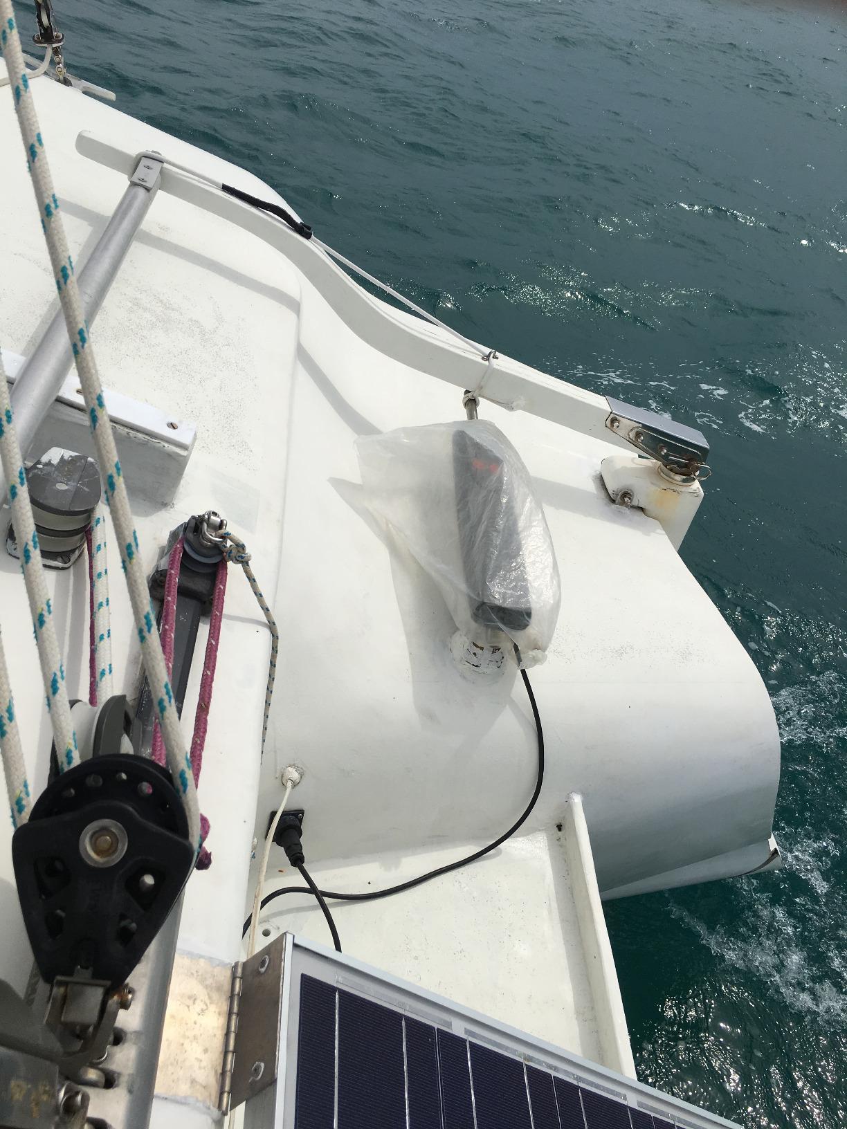 Raymarine St2000+ 5-Ton Tiller Pilot gray customer photo 3