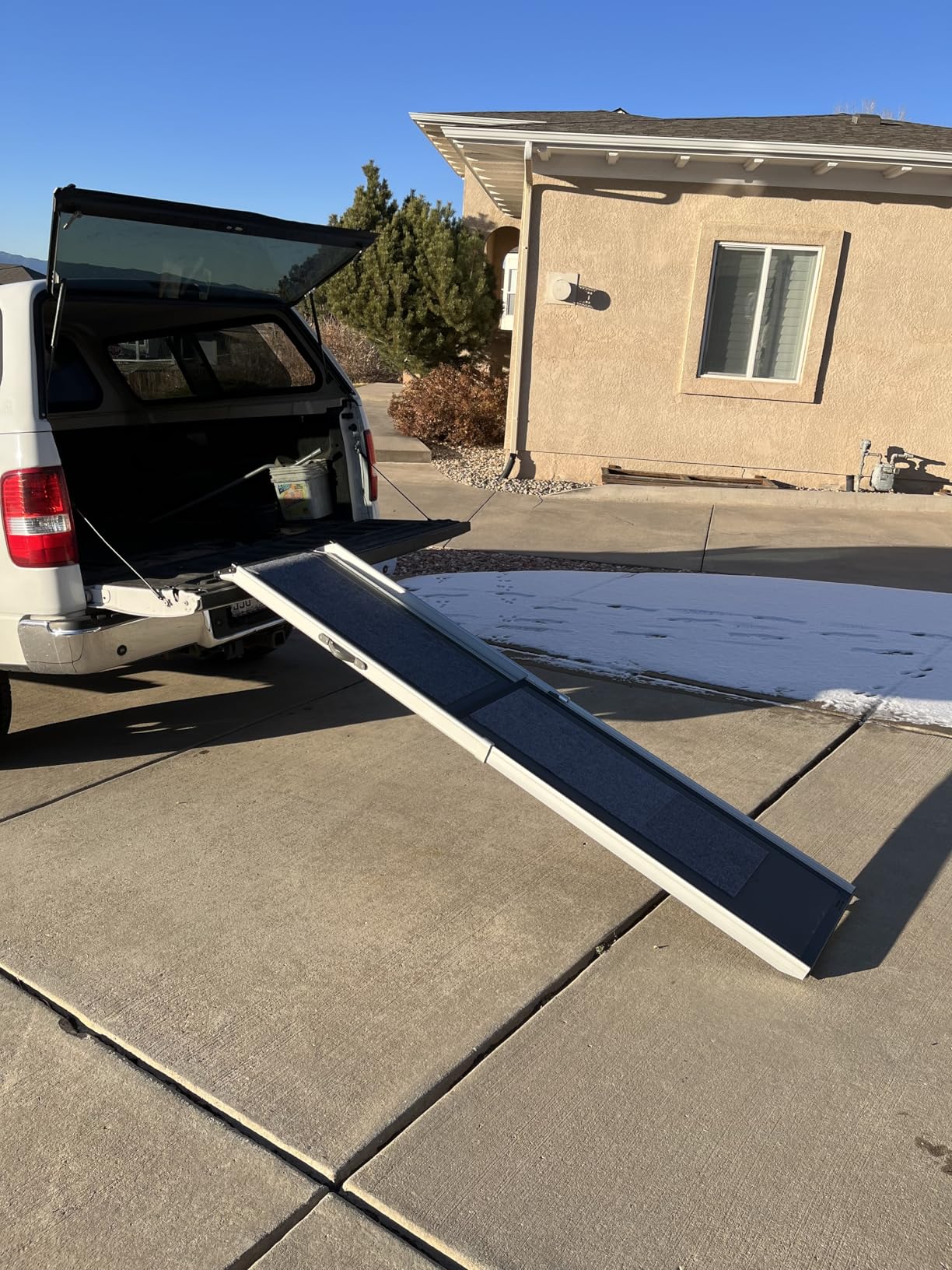 PetSafe Happy Ride Compact Telescoping Dog Ramp - Portable Pet Ramp for Cars, Trucks & SUVs with Adjustable Sizing - Non-Slip Design - Lightweight Pet Mobility Assistance customer photo 2