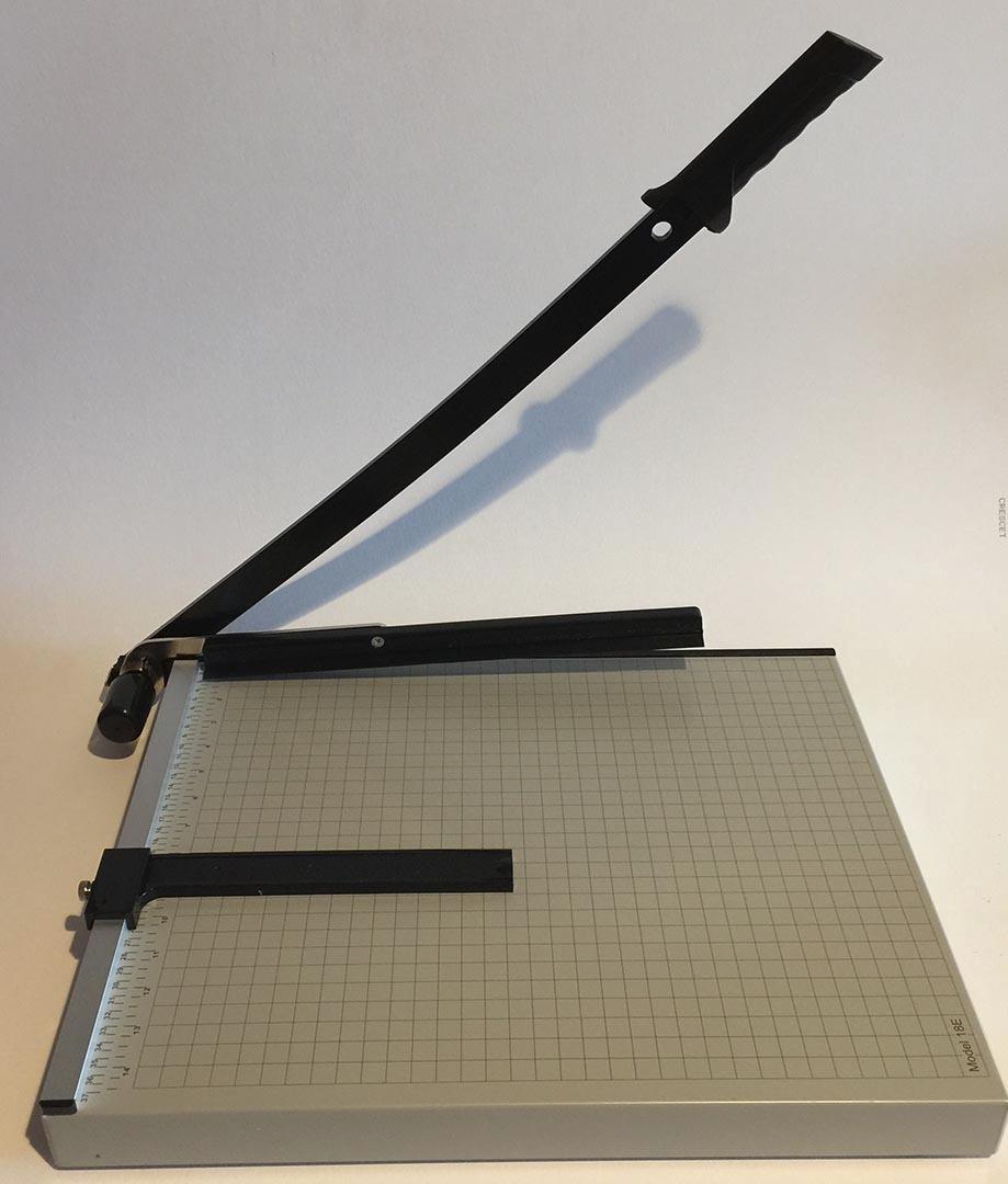 Dahle 12e Vantage Paper Trimmer, 12