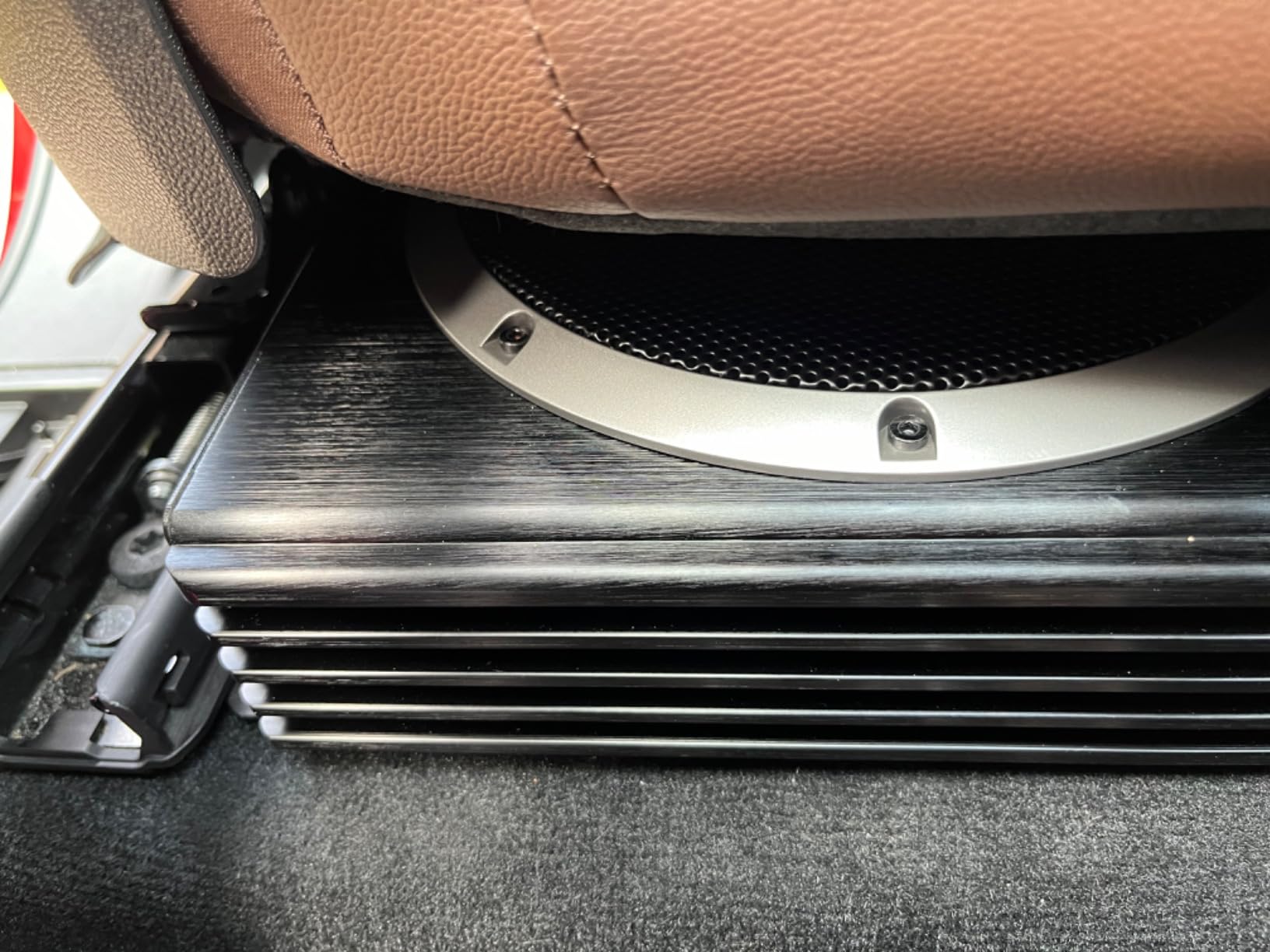 Sound Storm Laboratories LOPRO10 Powered Under Seat Car Subwoofer - 1200 Watts Max, Single 2.6 Ohm, Voice Coil, Built in Amp, Low Profile, Remote Subwoofer Control customer photo 1