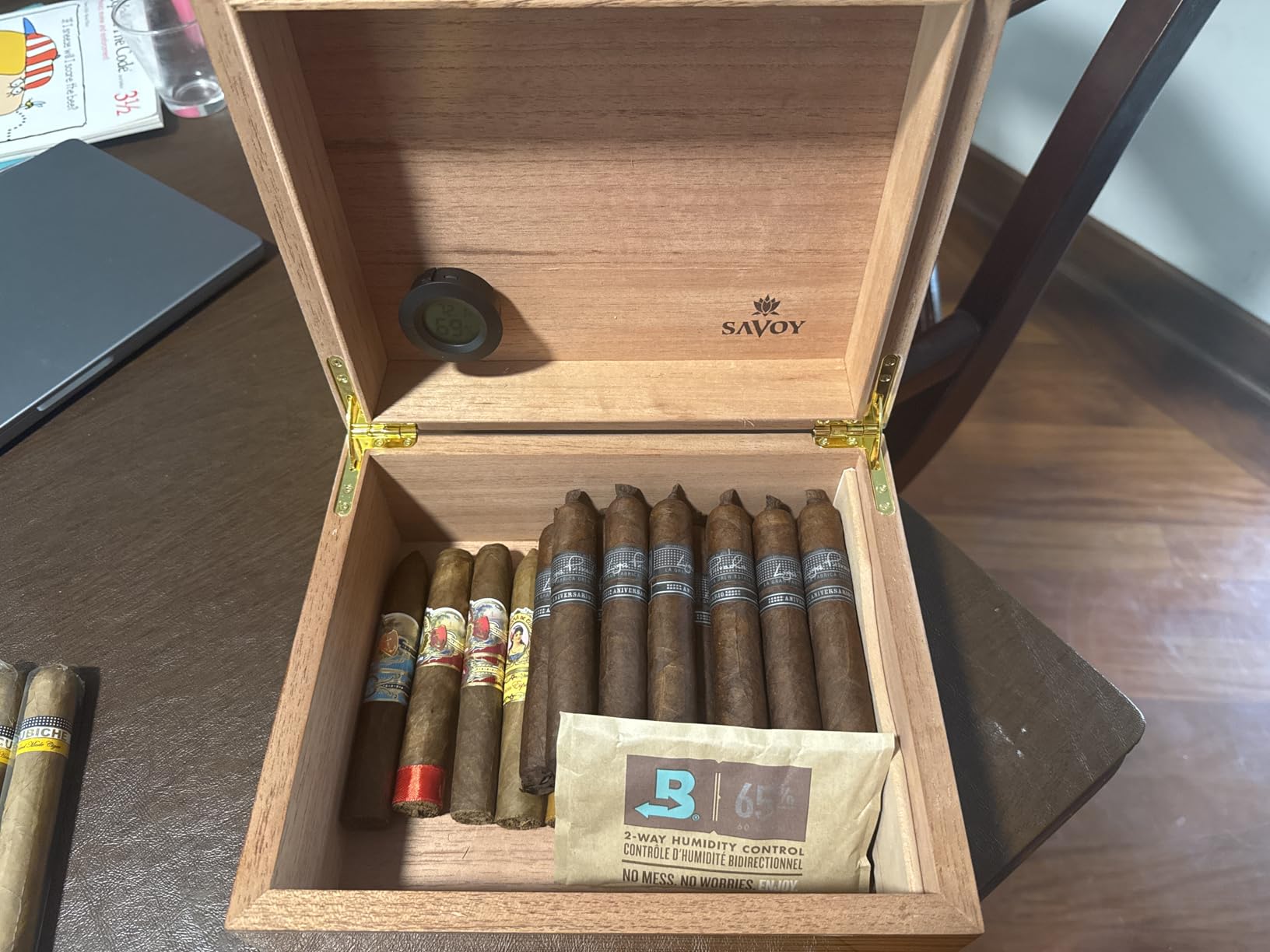 Boveda 72% Two-Way Humidity Control Packs For Wood Humidifier Boxes - Size 60 - 4 Pack customer photo 1