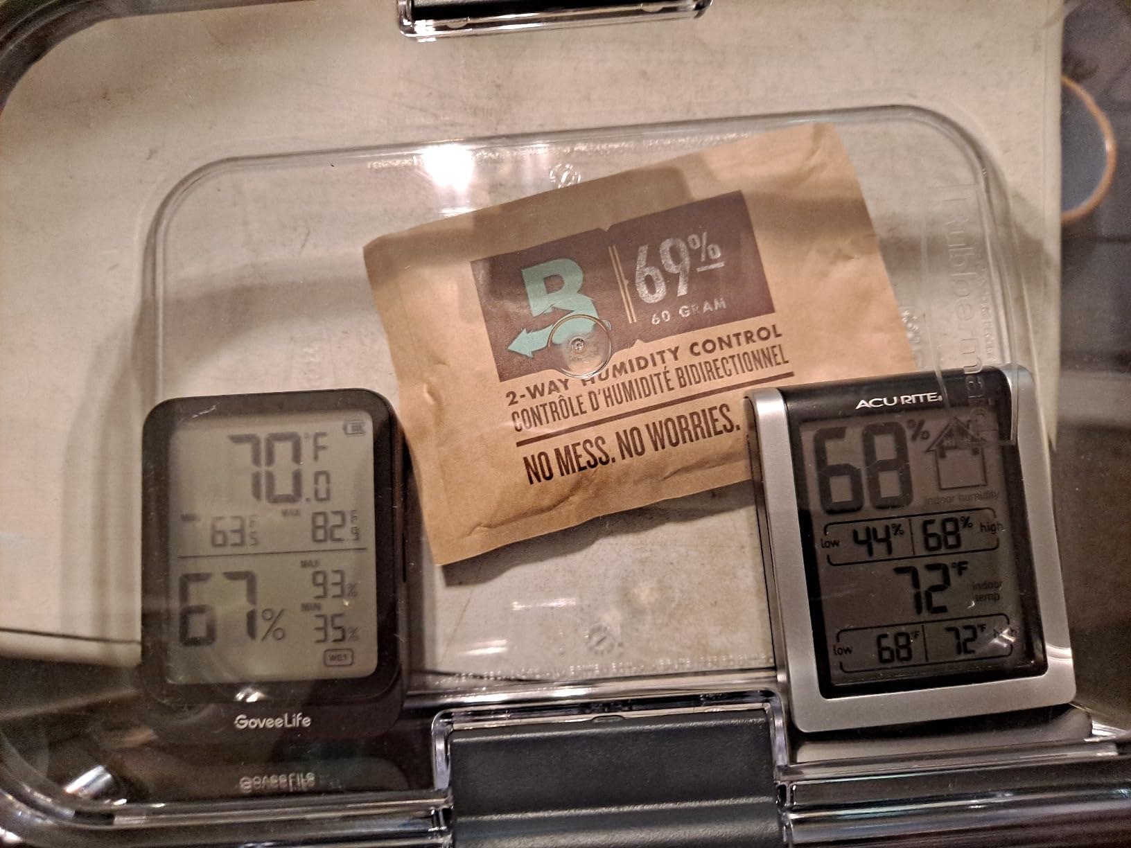 Boveda 72% Two-Way Humidity Control Packs For Wood Humidifier Boxes - Size 60 - 4 Pack customer photo 2