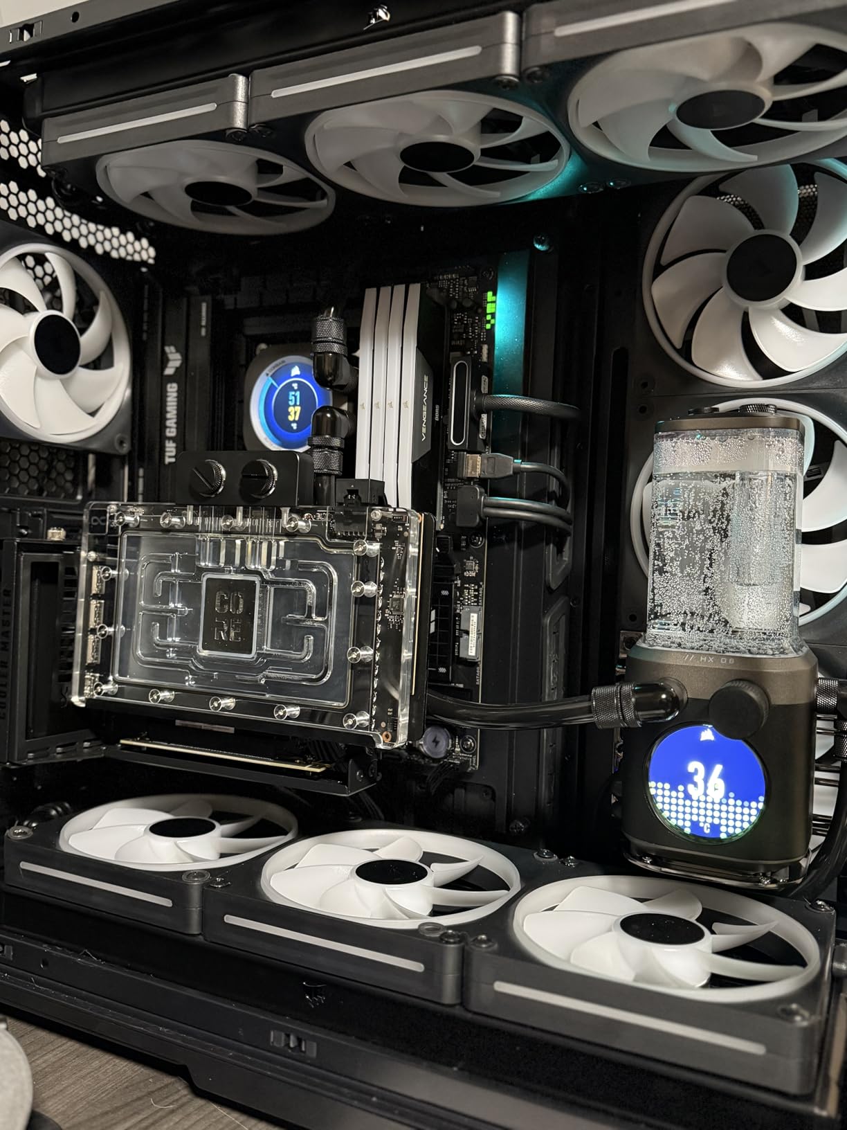 PrimoChill PrimoFlex LRT Custom Watercooling Flexible Tubing -3/8in.ID x 1/2in.OD, 10 feet Bundled with System Prep and Coolant, Made with Premium Materials, Proudly Made in The USA - Onyx Black customer photo 1