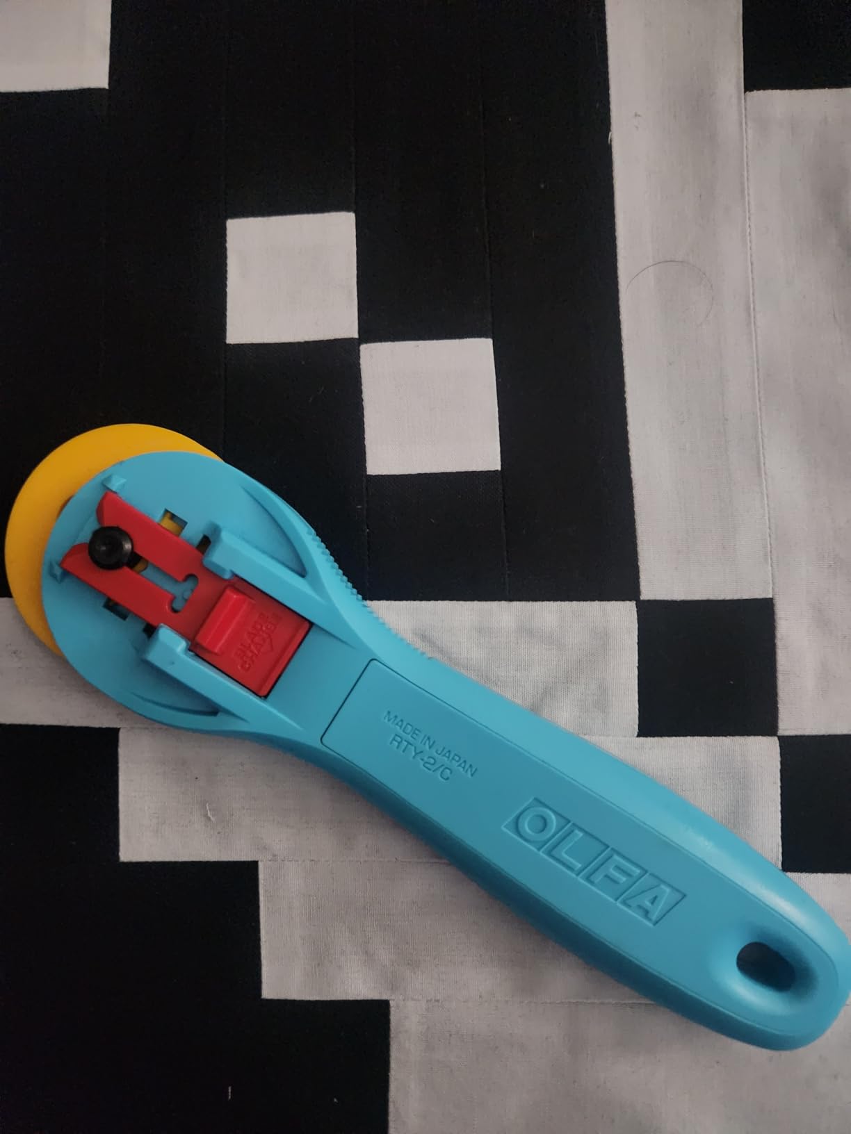 OLFA 45mm Quick-Change Rotary Cutter (RTY-2/C) - Rotary Fabric Cutter w/Blade Cover for Crafts, Sewing, Quilting customer photo 1