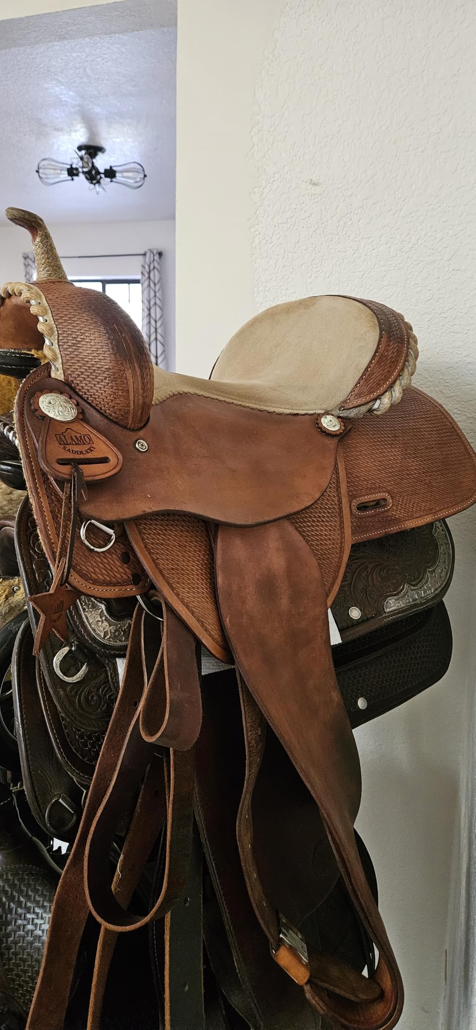 Leather CPR Cleaner & Conditioner 18oz - Cleans, Conditions, Restores & Protects Leather Furniture, Handbags, Car Seats, Interior, Jackets, Boots, Purses, Shoes, Couch, Saddles, Tack & More customer photo 1