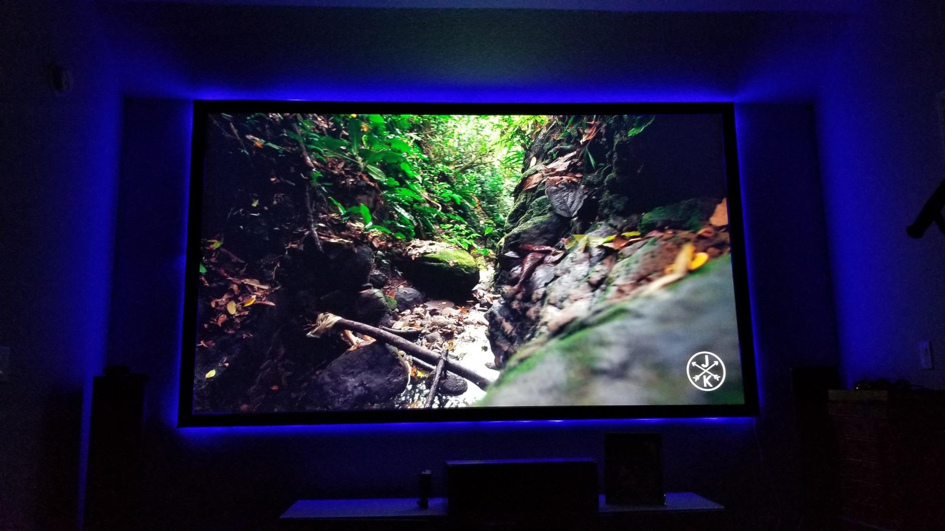 Silver Ticket Products STR Series Fixed Frame 4K/8K Ultra HD Movie Projection Screen, 16:9 Format, 100