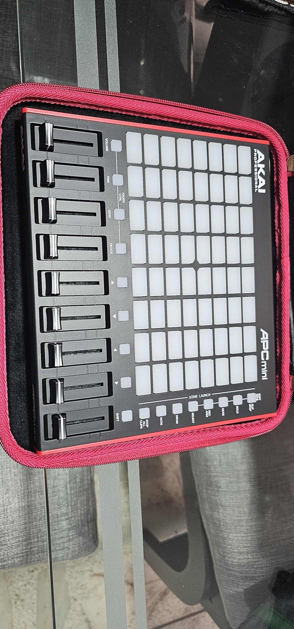 Akai Professional APC40 MKII - USB MIDI Controller for 1 to 1 Mapping with Ableton Live Lite with 5x8 Clip Launch Matrix, Knobs and Faders, Pro Software Suite Included customer photo 1