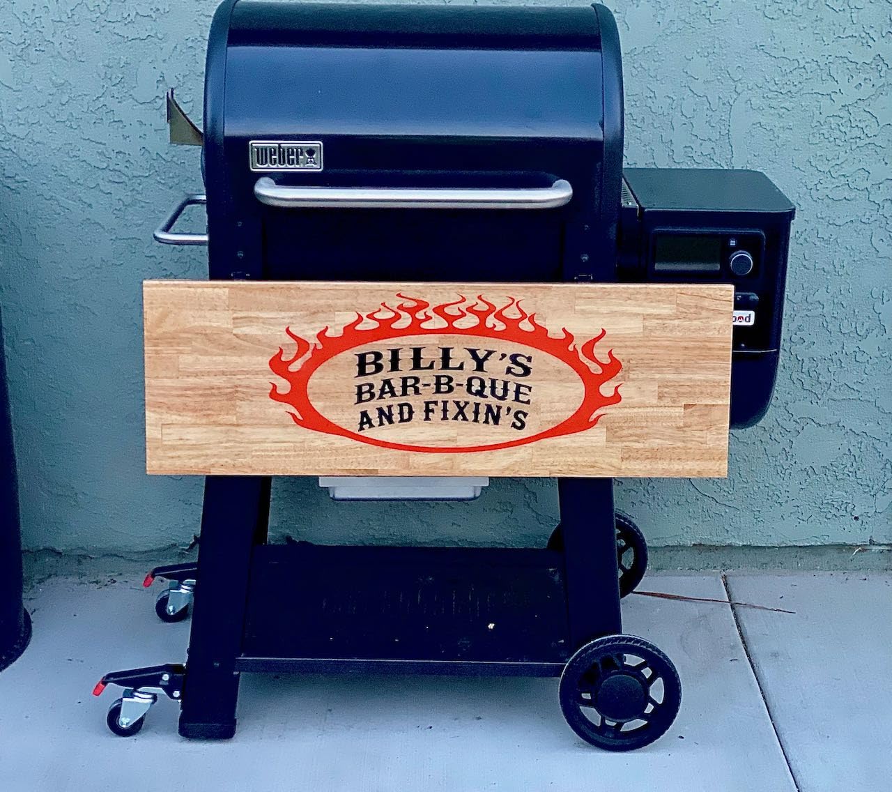 Weber Searwood 600 Wood Pellet Smoker Grill - WiFi & Bluetooth-Enabled Outdoor Grill for Smoking, Searing, Rapid React PID & Cooking up to 600°F, Black customer photo 2