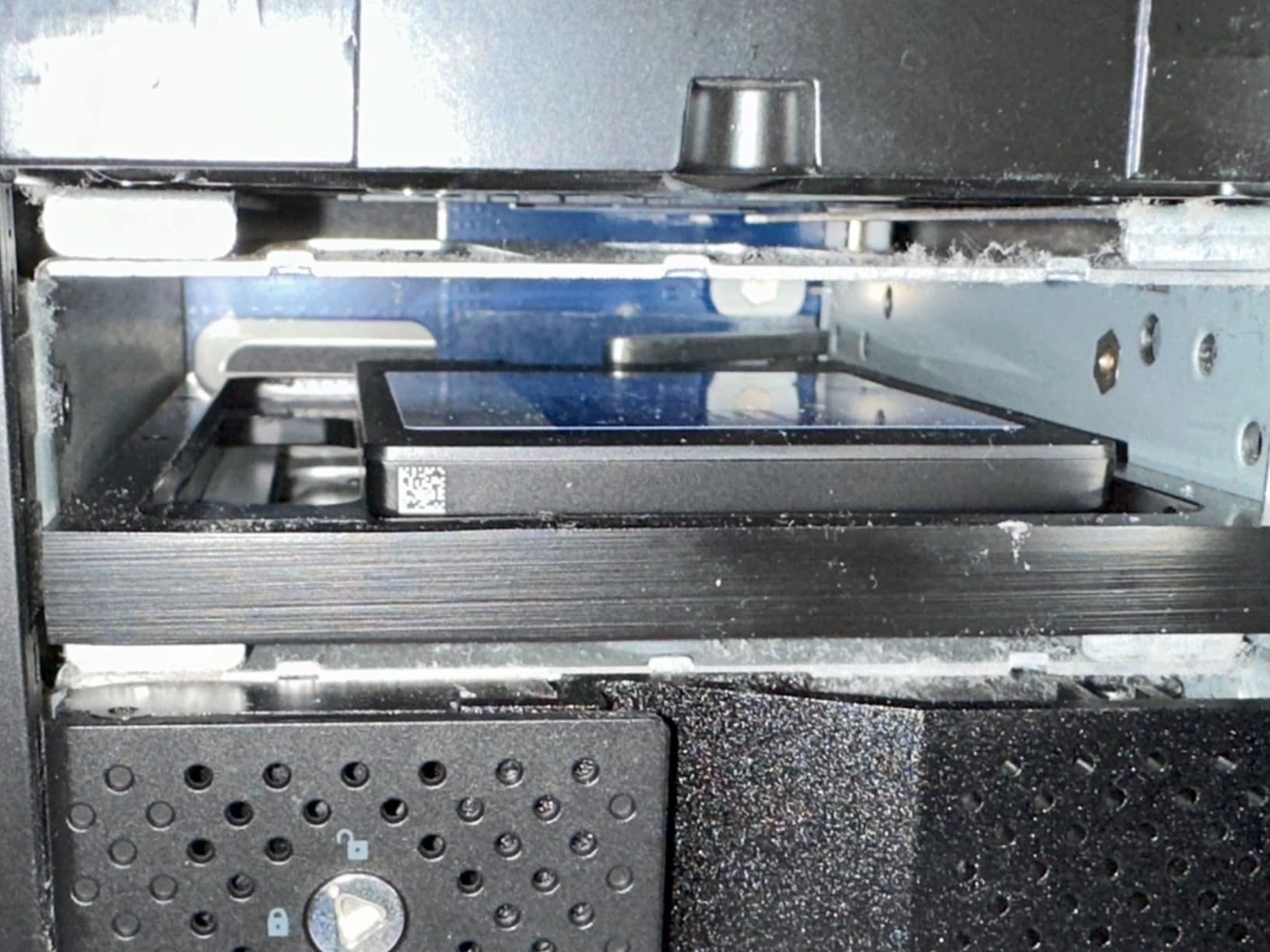 SABRENT 2.5 SSD & SATA Hard Drive to Desktop 3.5 SATA Bay Converter Mounting Kit (BK-PCBS) customer photo 2