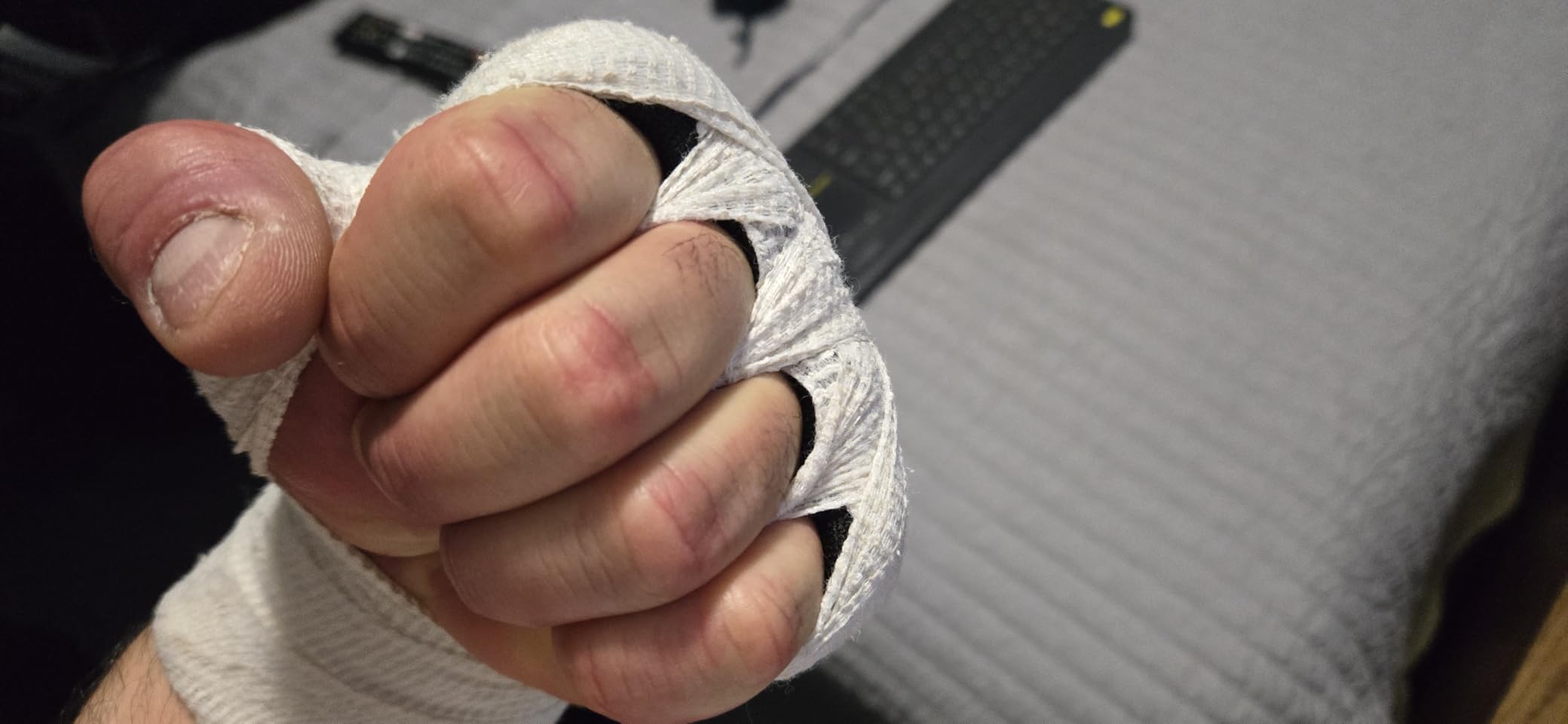 Le Roy Mexican Boxing Hand Wraps, Elastic Bandages, 2 Inch x 5.5 Yards, 16 Pack, for Combat Sports, Flat Knit Material customer photo 2