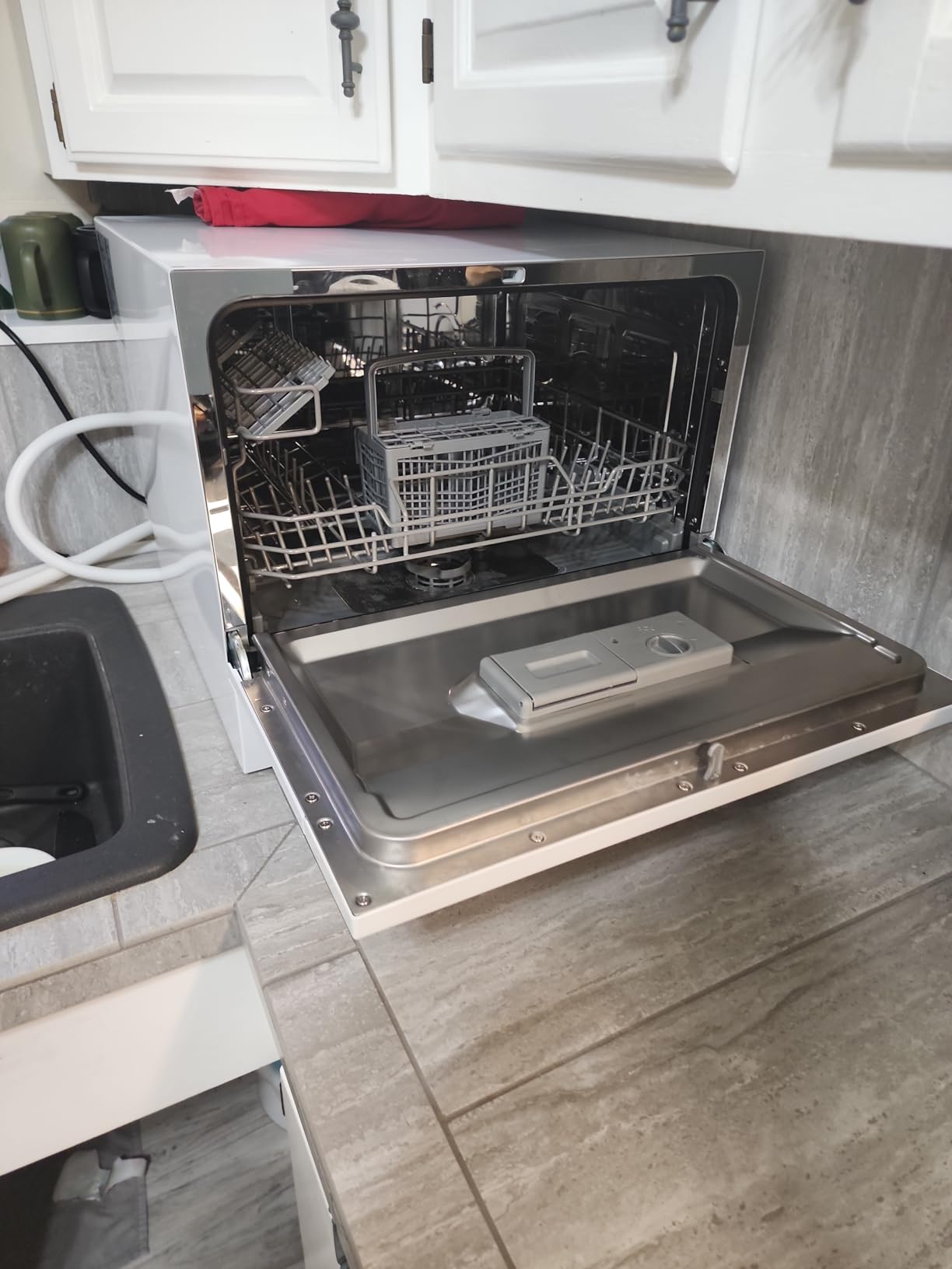RCA RDW3208 Counter Top Dishwasher, White customer photo 2