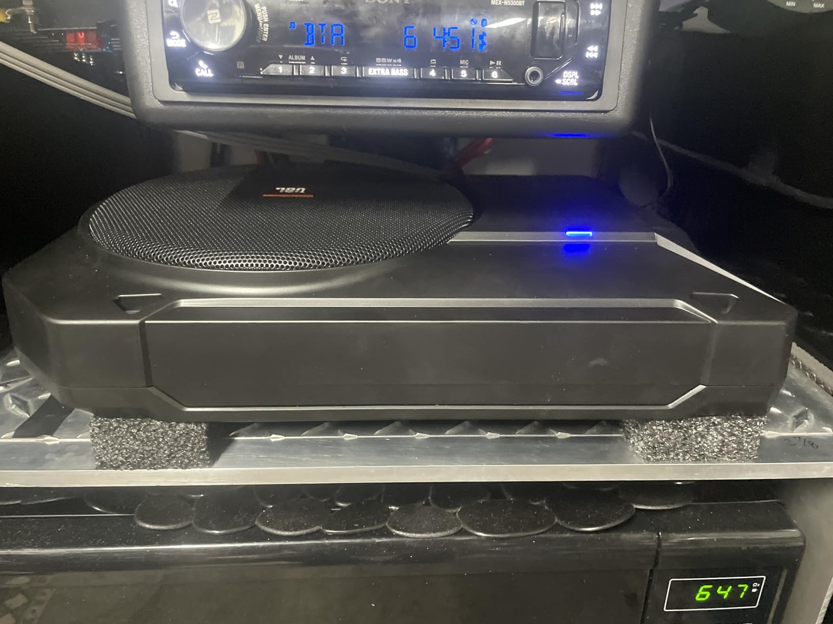 JBL BassPro SL 8-inch 125W RMS Powered Under-Seat Compact Subwoofer Enclosure System (250 watts RMS: 125 watts), Black customer photo 2