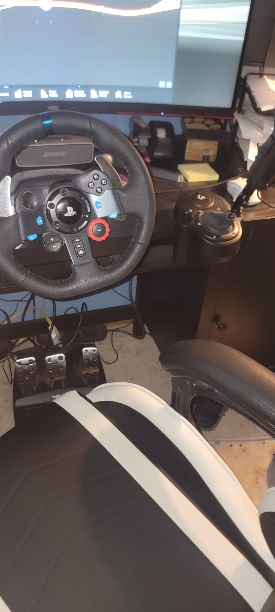 Logitech G920 Driving Force Racing Wheel and Pedals, Force Feedback + Logitech G Driving Force Shifter - Xbox Series X|S, Xbox One and PC, Mac customer photo 2