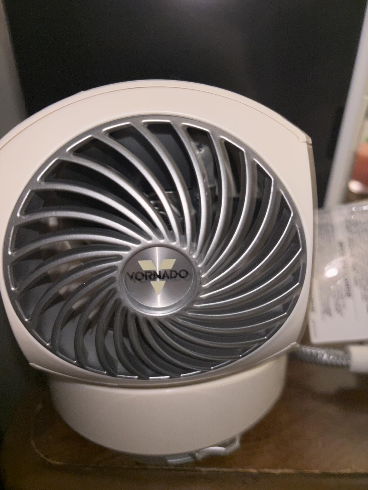 Vornado Flippi V6 Compact Air Circulator Fan, Quiet Portable Travel Fan for Desk or Bedroom, Adjustable Head, 2 Speeds, Bliss Blue customer photo 1