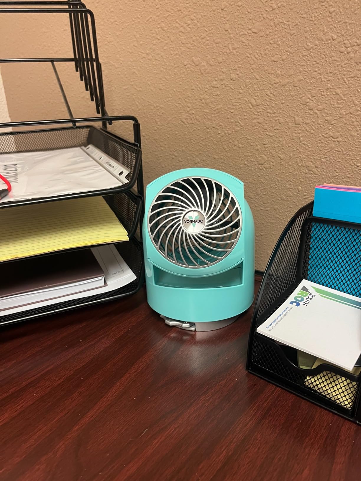 Vornado Flippi V6 Compact Air Circulator Fan, Quiet Portable Travel Fan for Desk or Bedroom, Adjustable Head, 2 Speeds, Bliss Blue customer photo 2