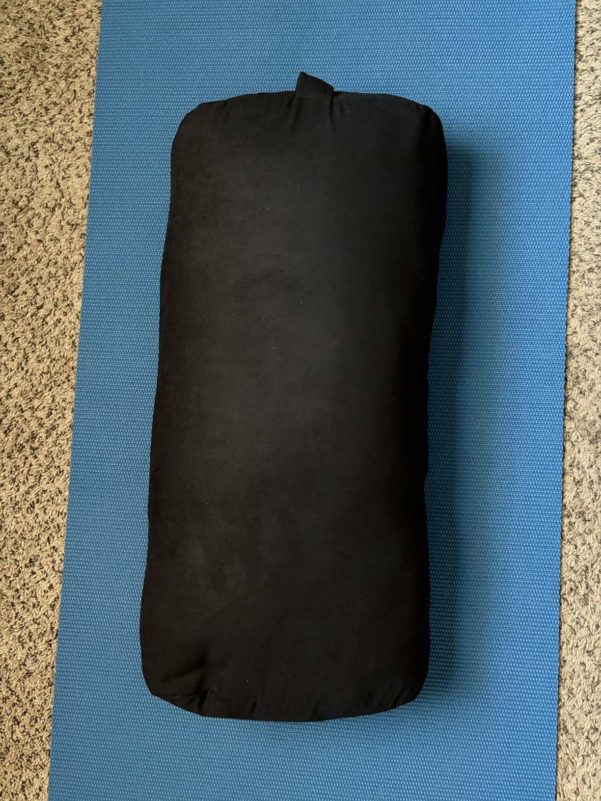 Gaiam Round Yoga Bolster Pillow, Soft Meditation Cushion for Yoga, Massage and Back Support, Breathable Cotton Fill, Zippered Microfiber Cover, Easy-Carry Handle, Machine Washable customer photo 1