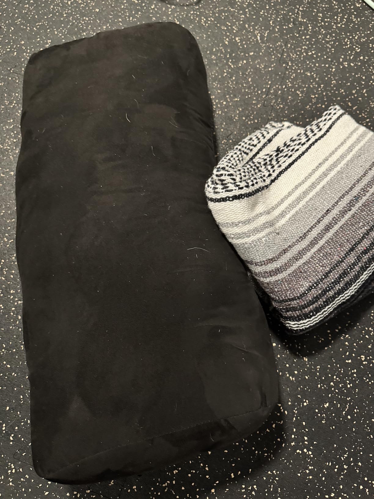 Gaiam Round Yoga Bolster Pillow, Soft Meditation Cushion for Yoga, Massage and Back Support, Breathable Cotton Fill, Zippered Microfiber Cover, Easy-Carry Handle, Machine Washable customer photo 2